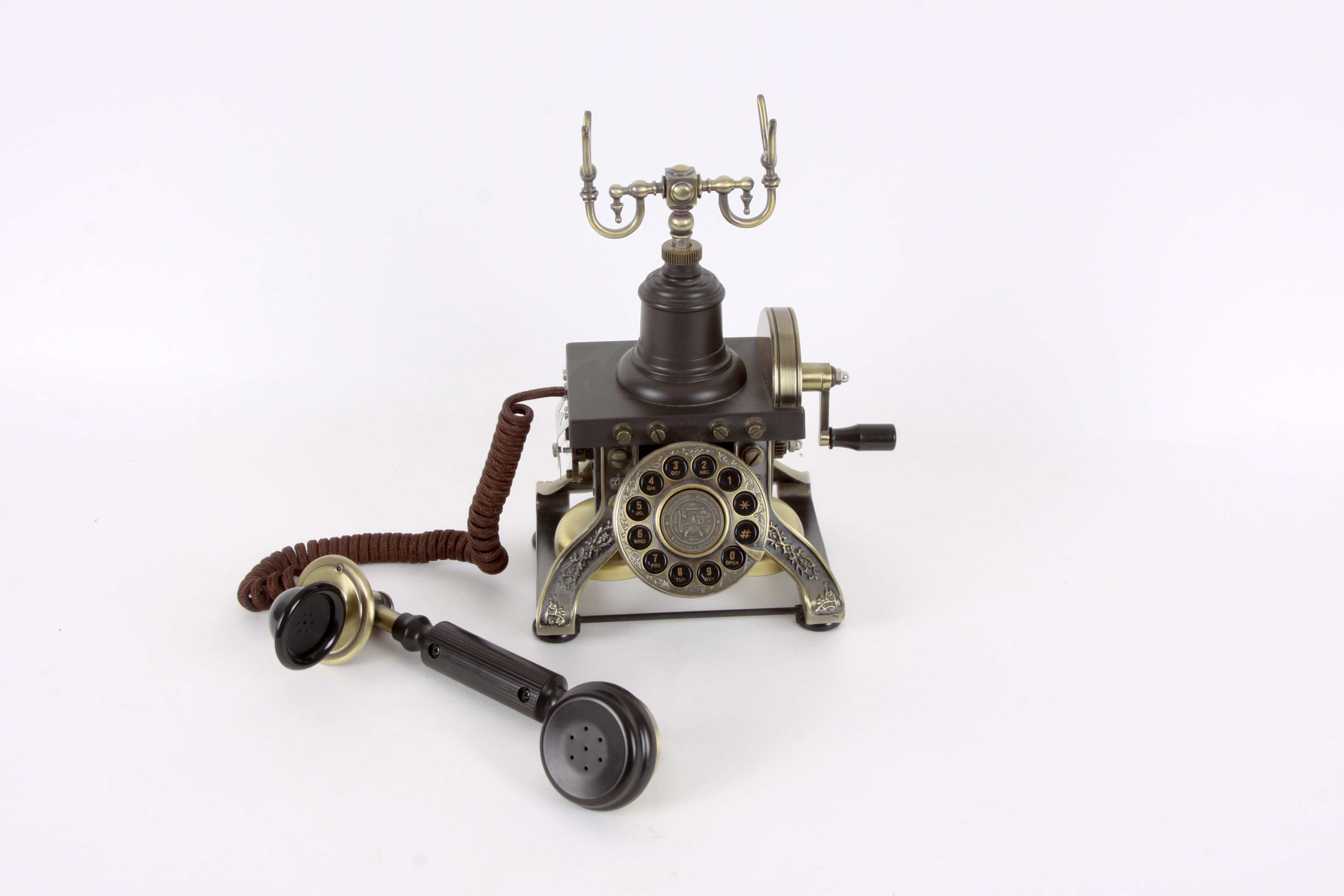 Paramount Eiffel Tower Nostalgia Style Phone