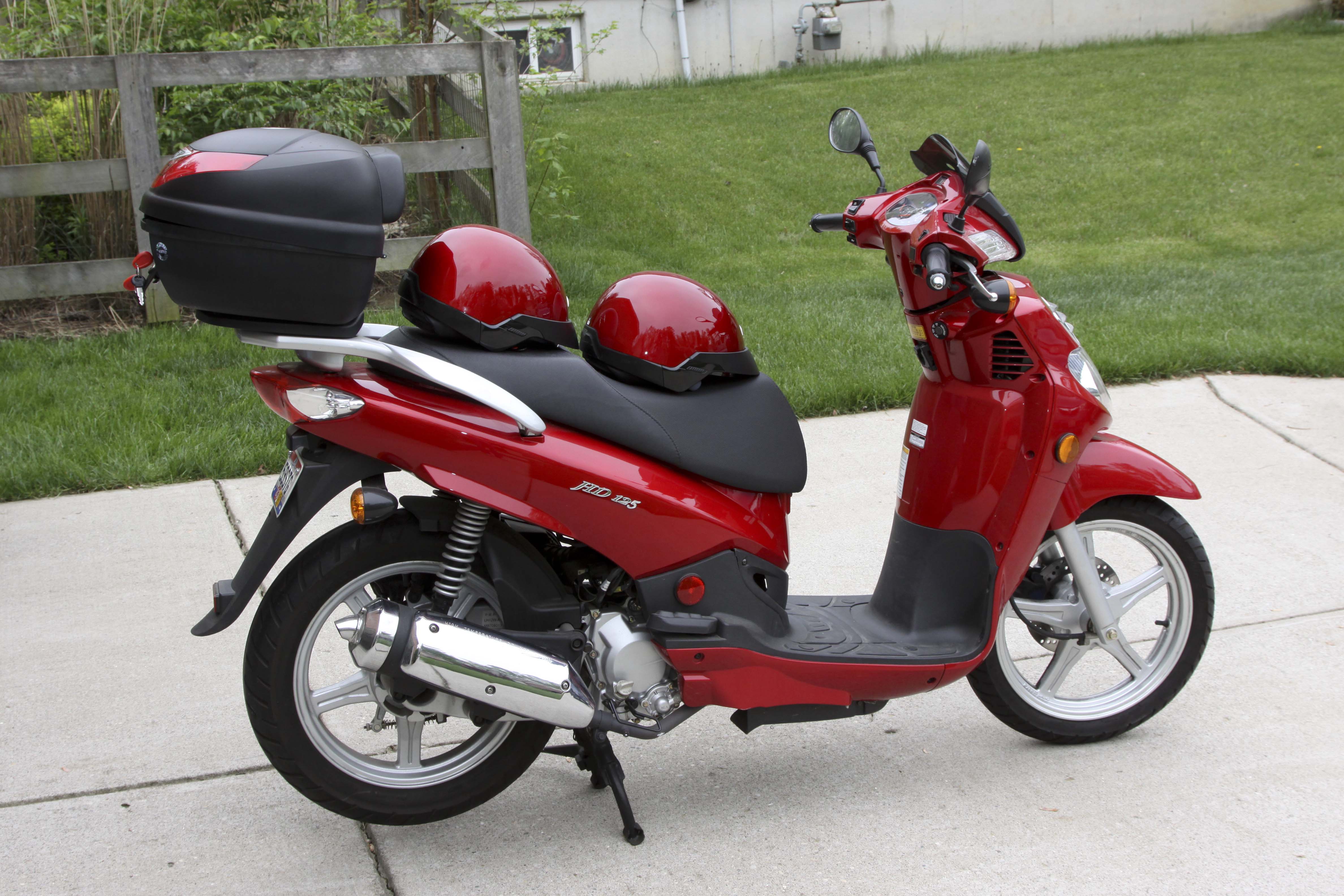 2008 Sym HD125 Red Scooter