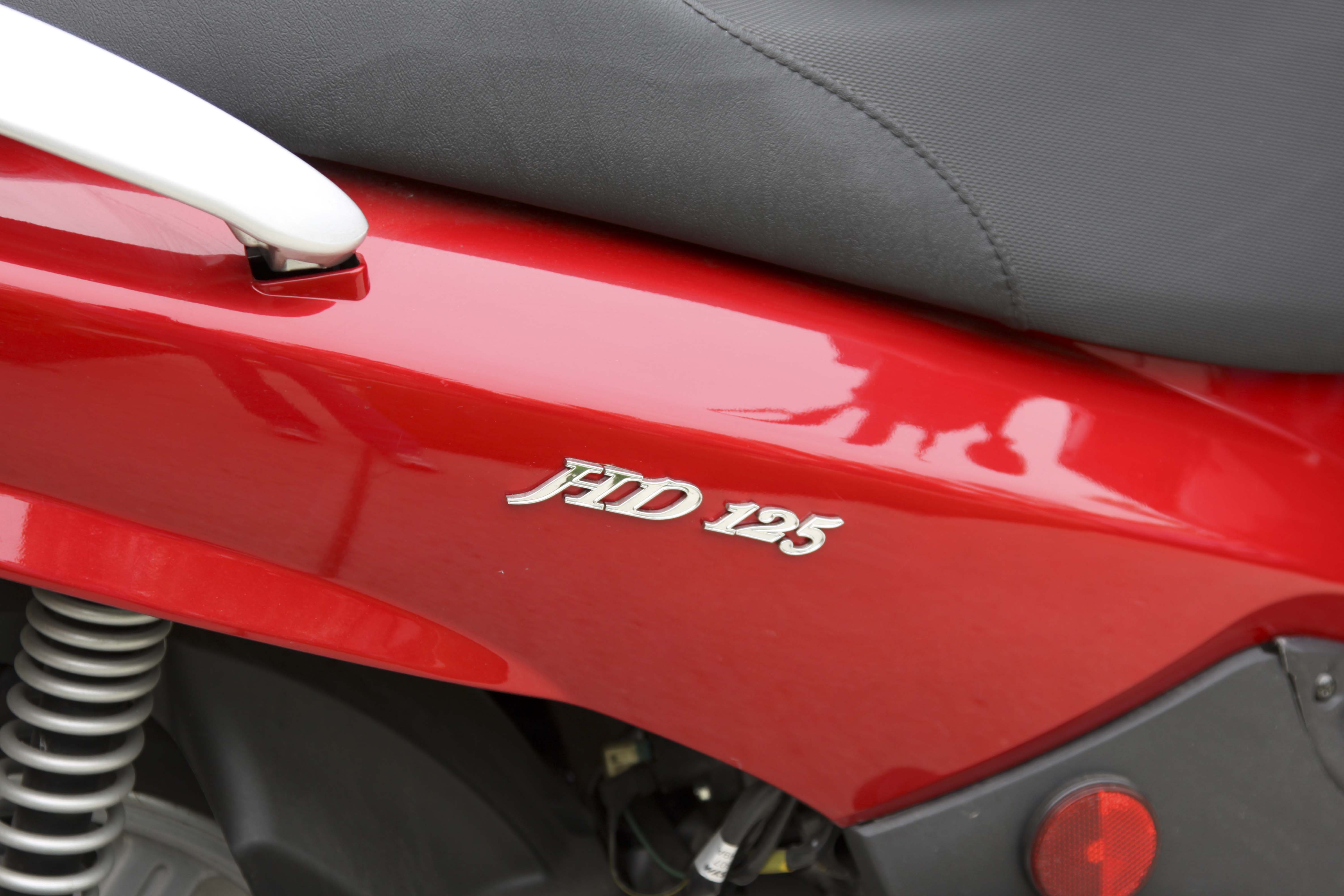 2008 Sym HD125 Red Scooter