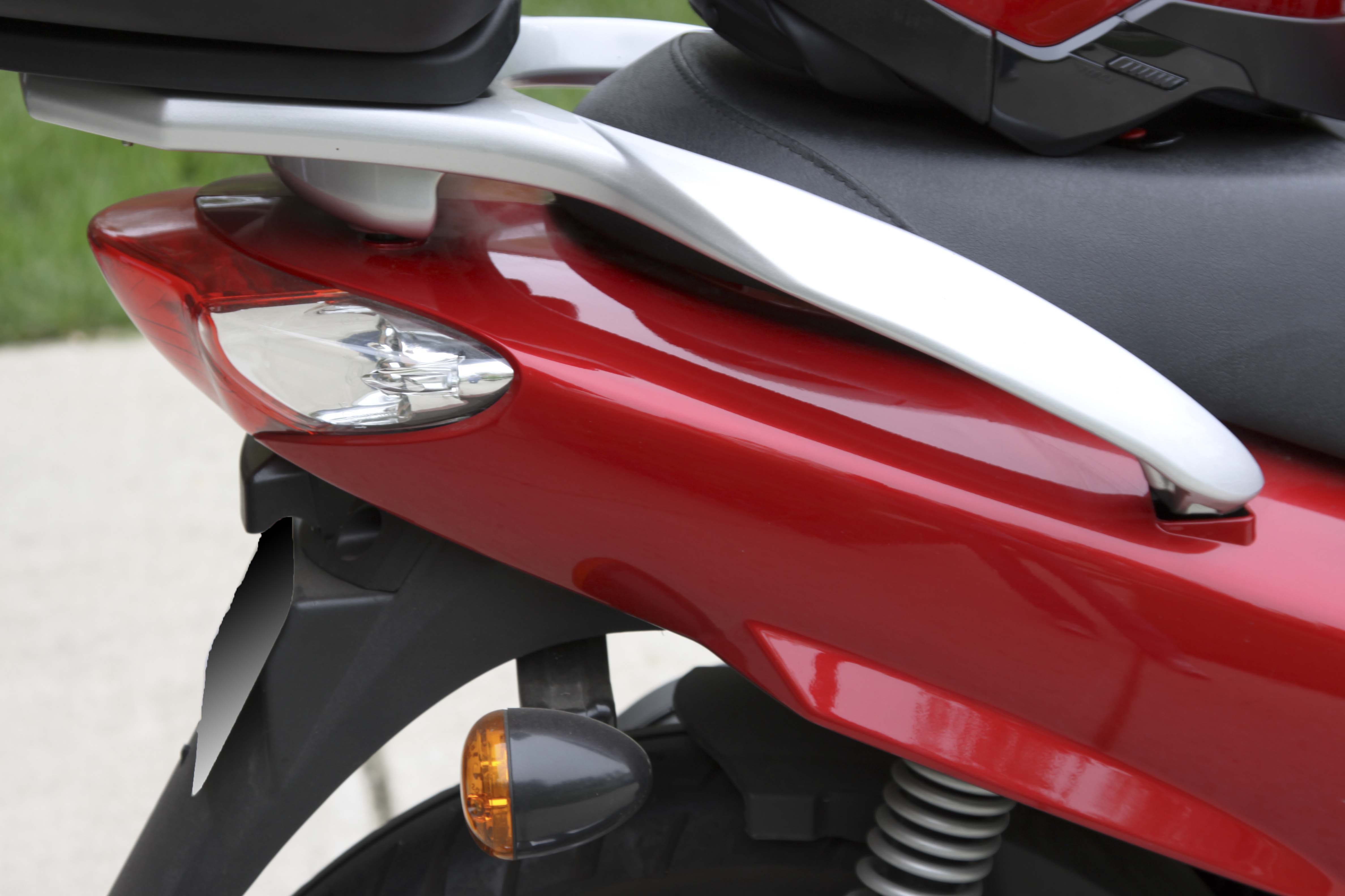 2008 Sym HD125 Red Scooter