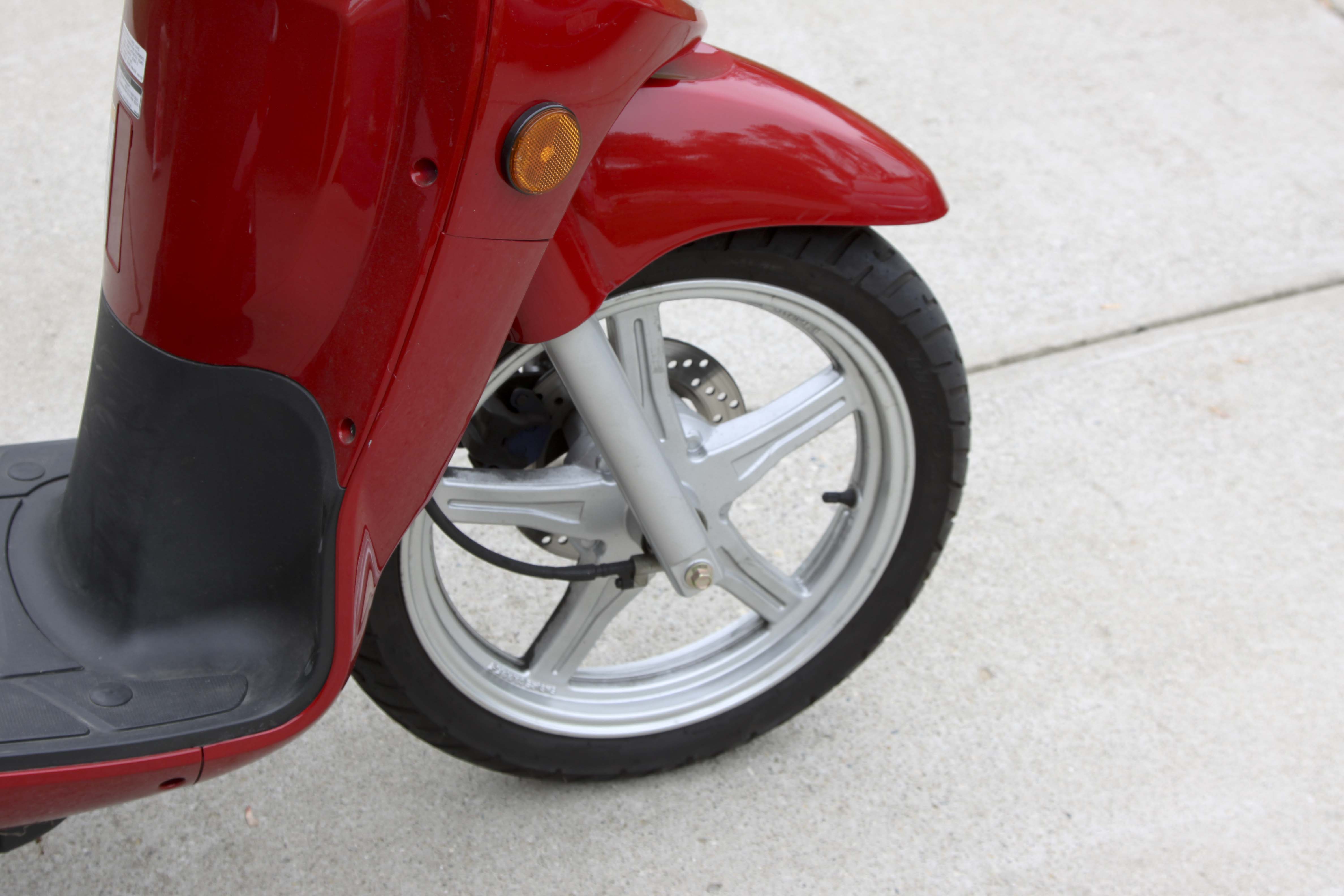 2008 Sym HD125 Red Scooter