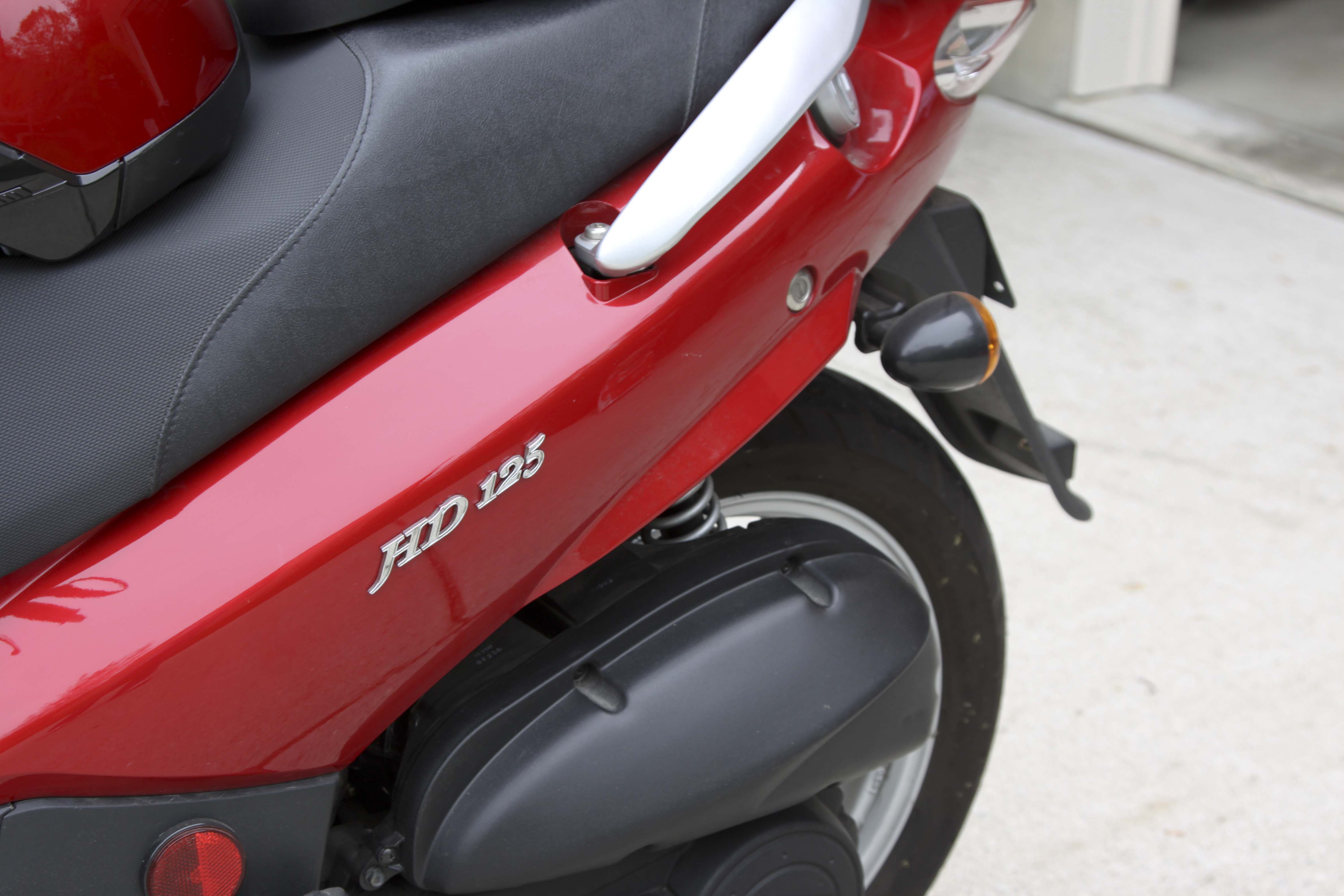 2008 Sym HD125 Red Scooter