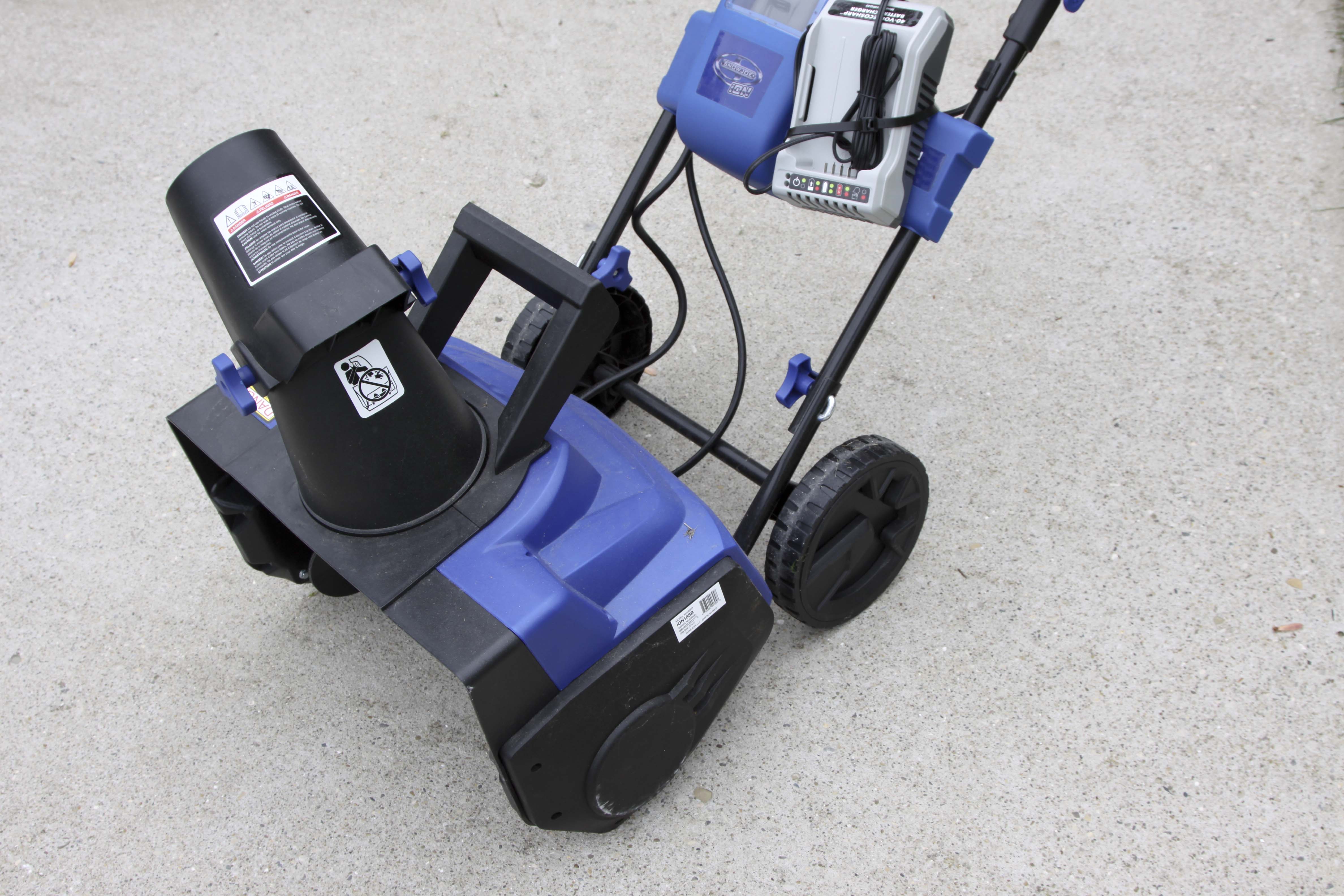 SnowJoe Ion Snowblower