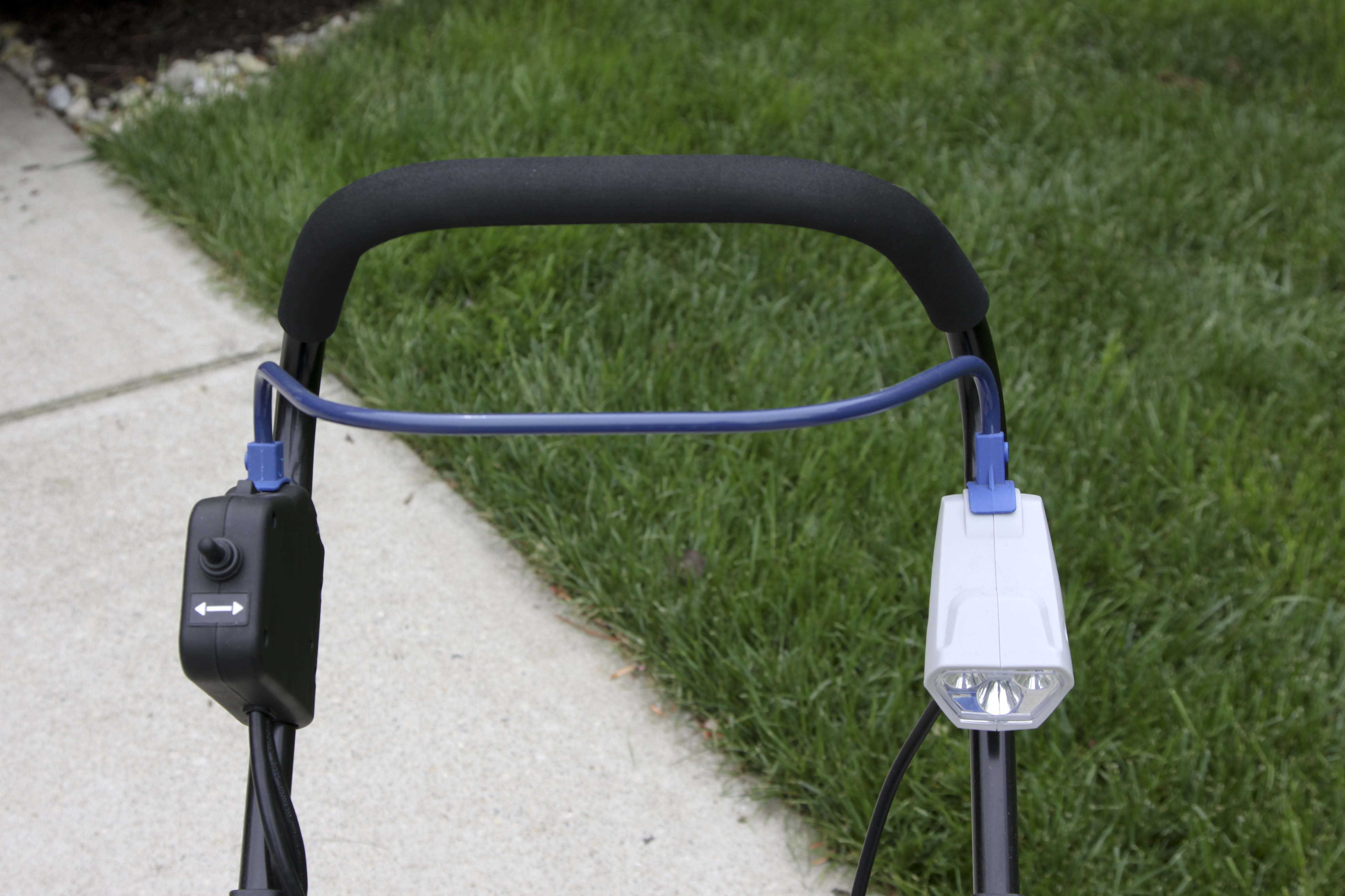 SnowJoe Ion Snowblower