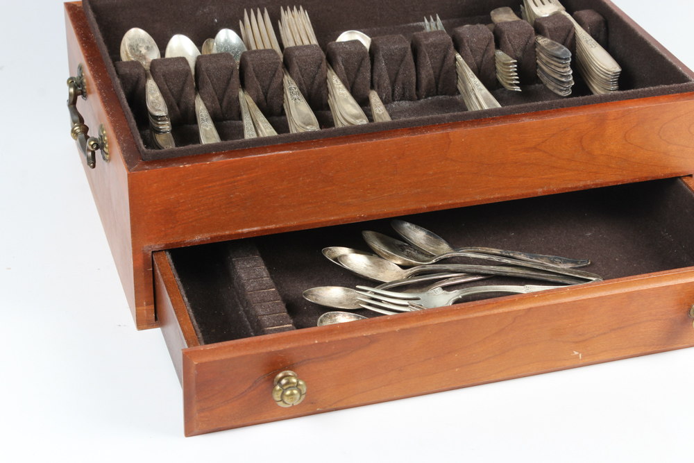 Vintage 1847 Rogers Bros "Ambassador" Silver Plate Flatware