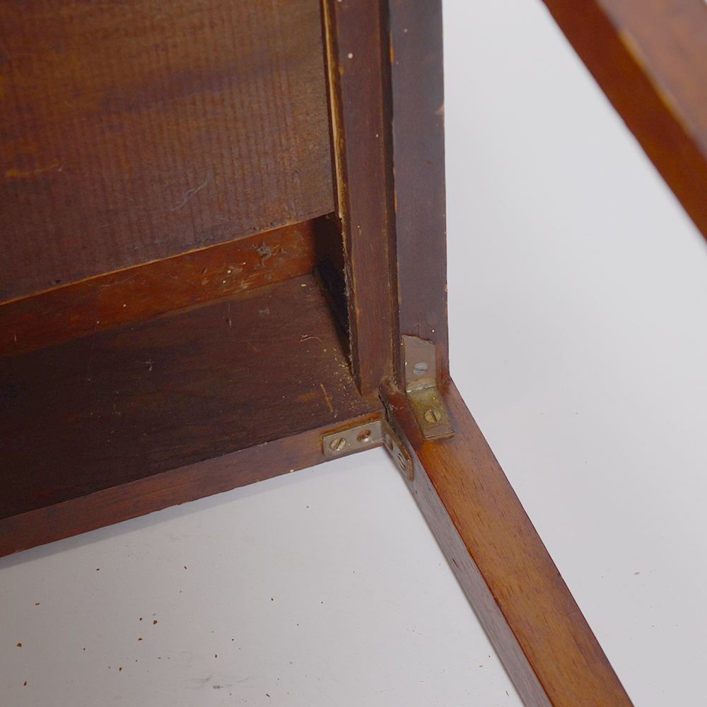 Early 19th Century Country Hepplewhite One-Drawer Stand