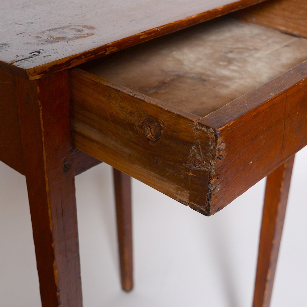 Early 19th Century Country Hepplewhite One-Drawer Stand