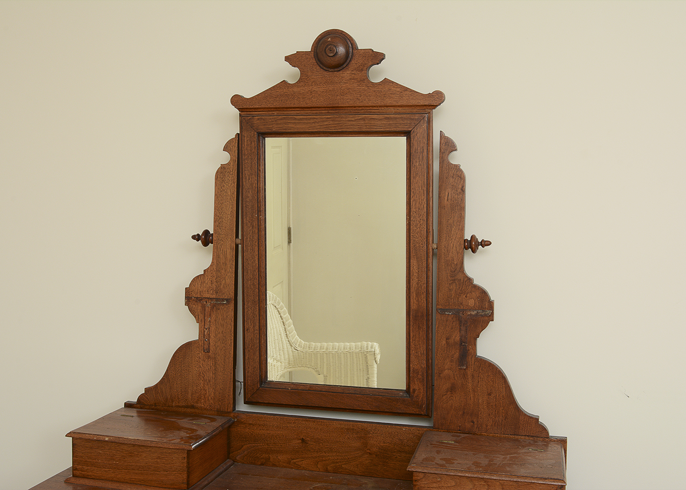 Antique Victorian Walnut Dresser With Mirror