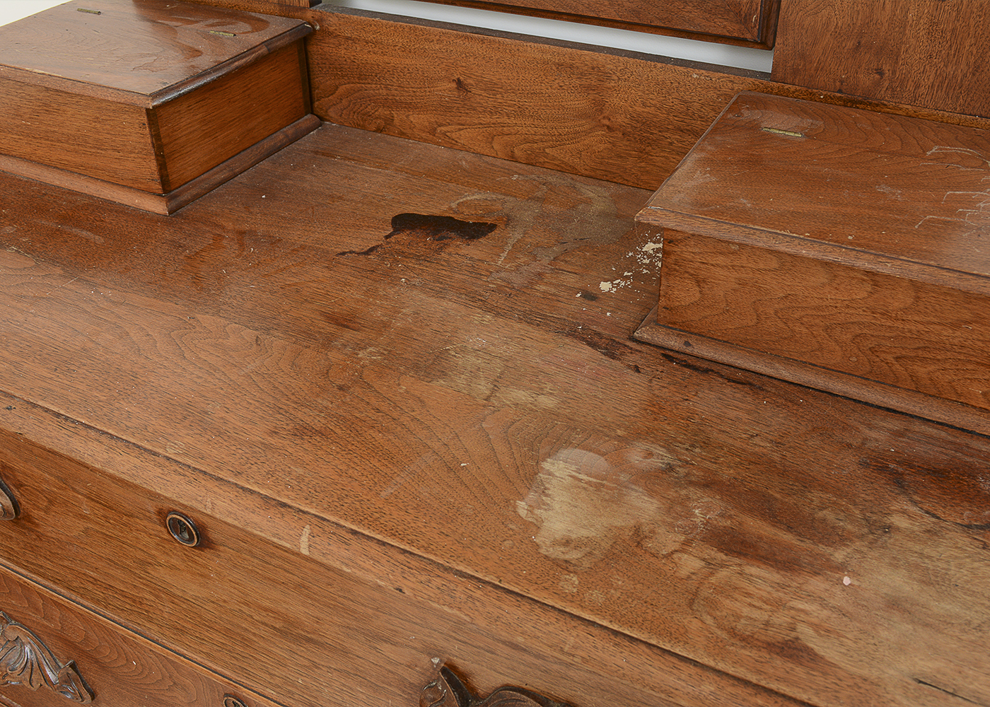Antique Victorian Walnut Dresser With Mirror