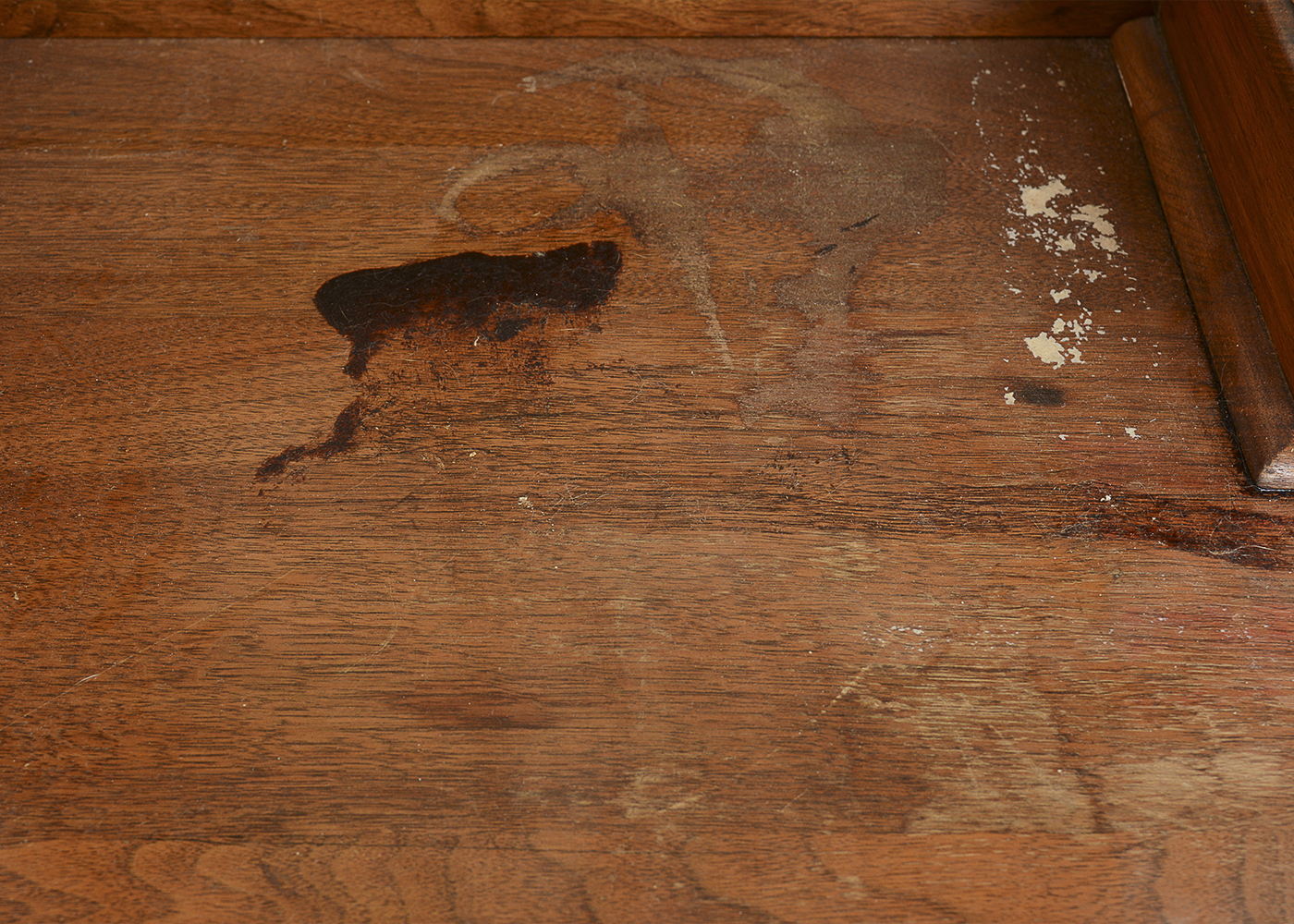 Antique Victorian Walnut Dresser With Mirror