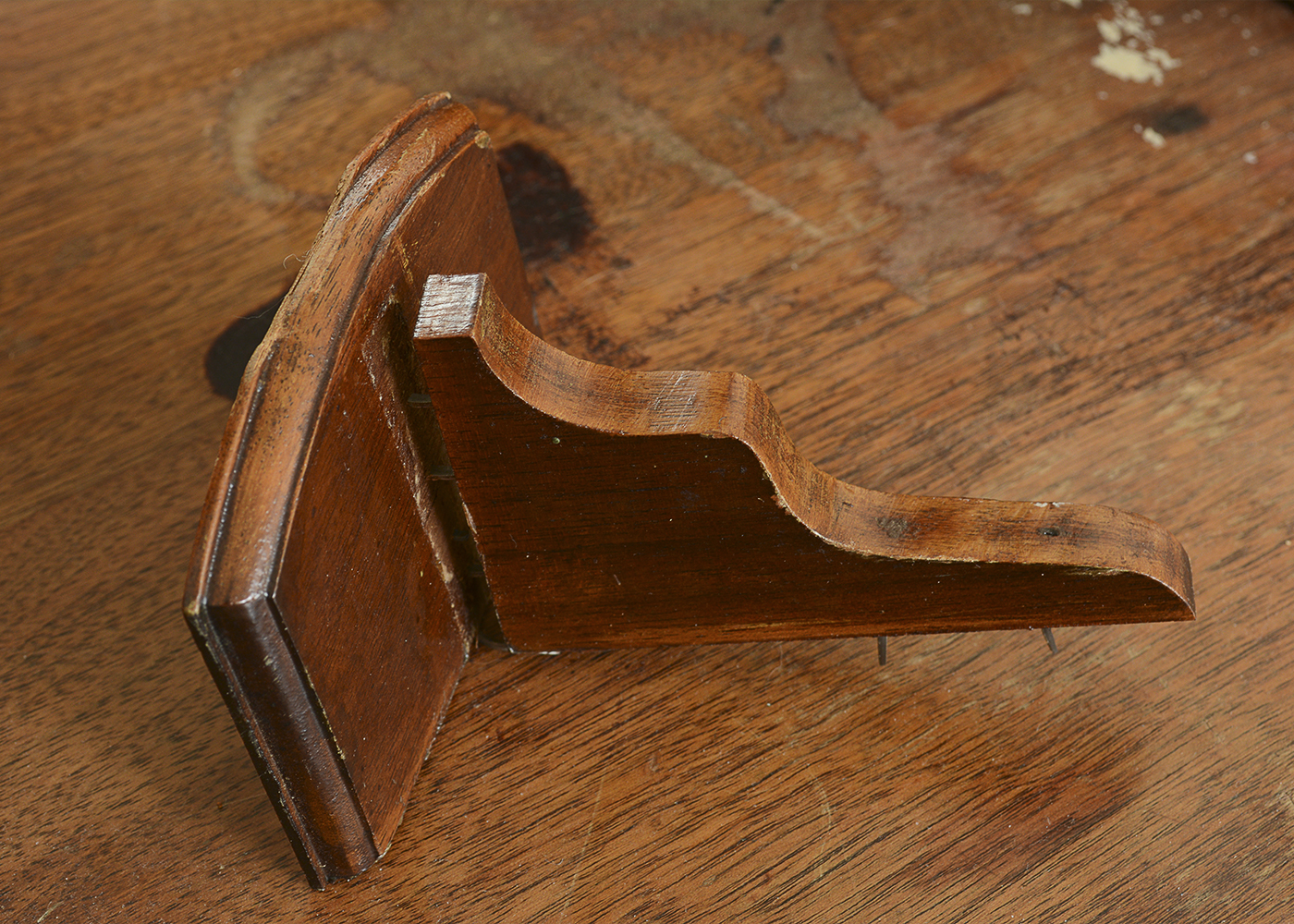 Antique Victorian Walnut Dresser With Mirror
