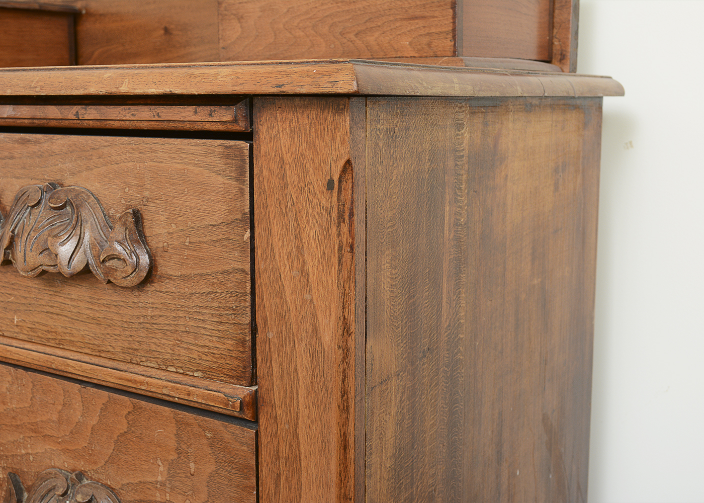 Antique Victorian Walnut Dresser With Mirror