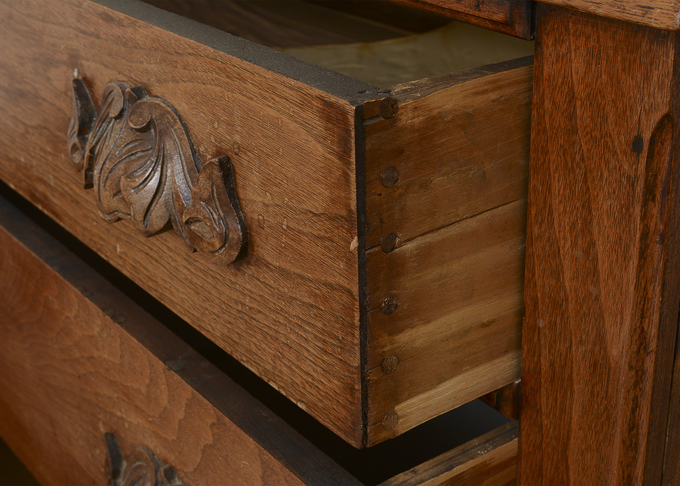 Antique Victorian Walnut Dresser With Mirror