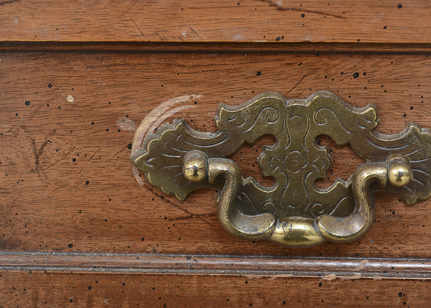 Davis Cabinet Company King-Size Bed and Nightstands