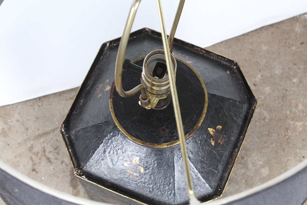 Vintage Hand-Painted Tin Table Lamp