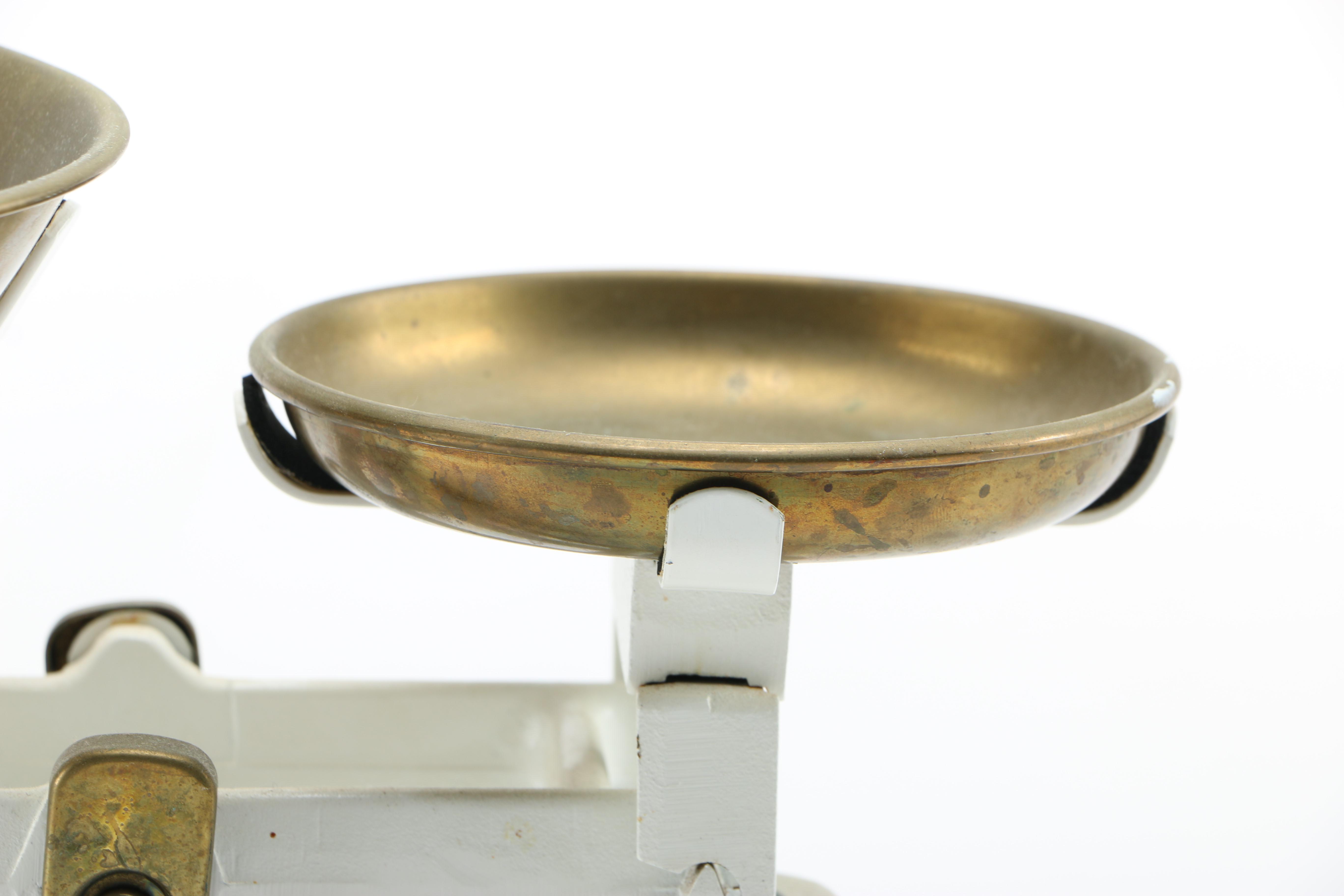 Vintage F.J. Thornton Wolverhampton Scale With Weights