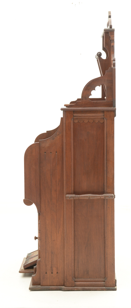 Victorian B. Shoninger Pump Organ