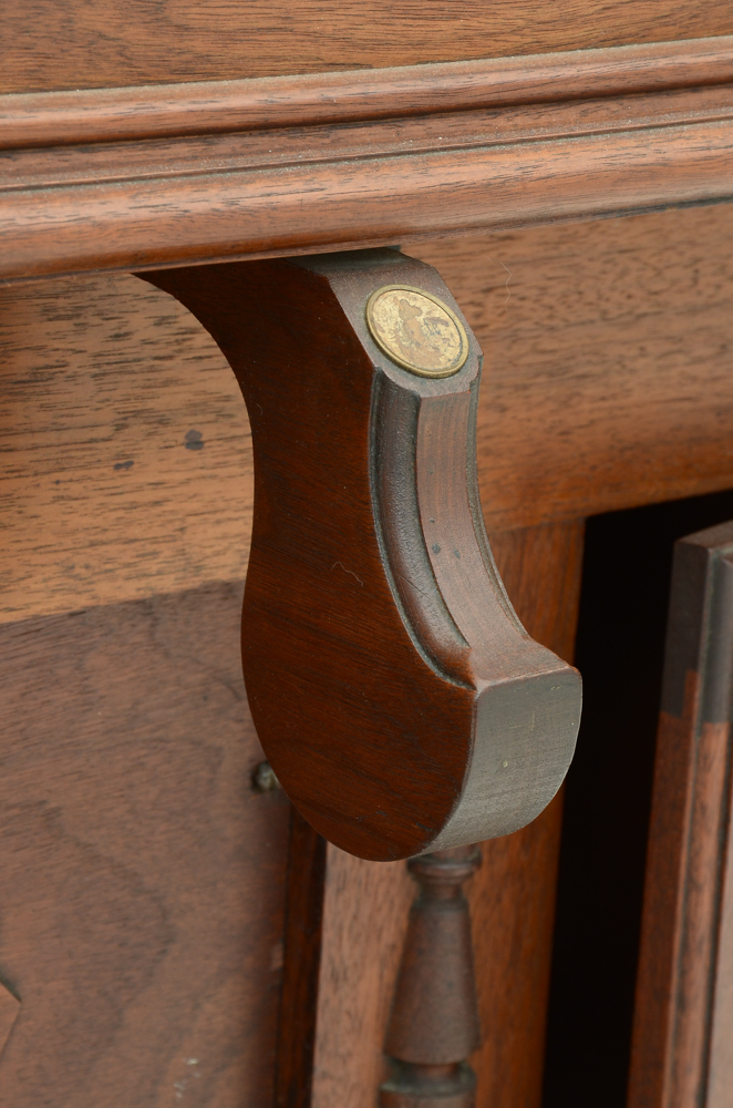 Victorian B. Shoninger Pump Organ