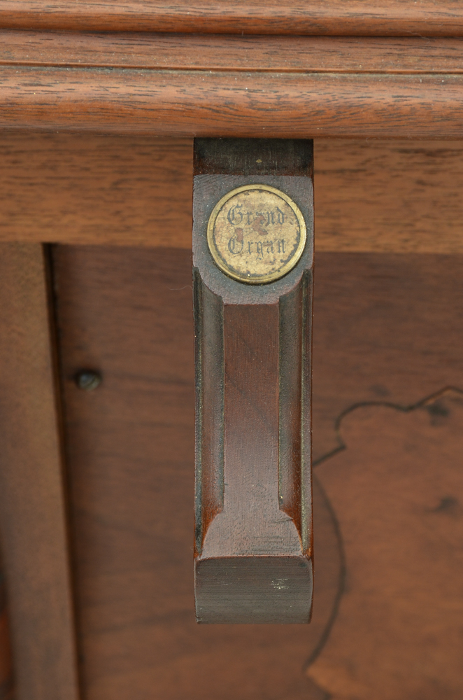 Victorian B. Shoninger Pump Organ