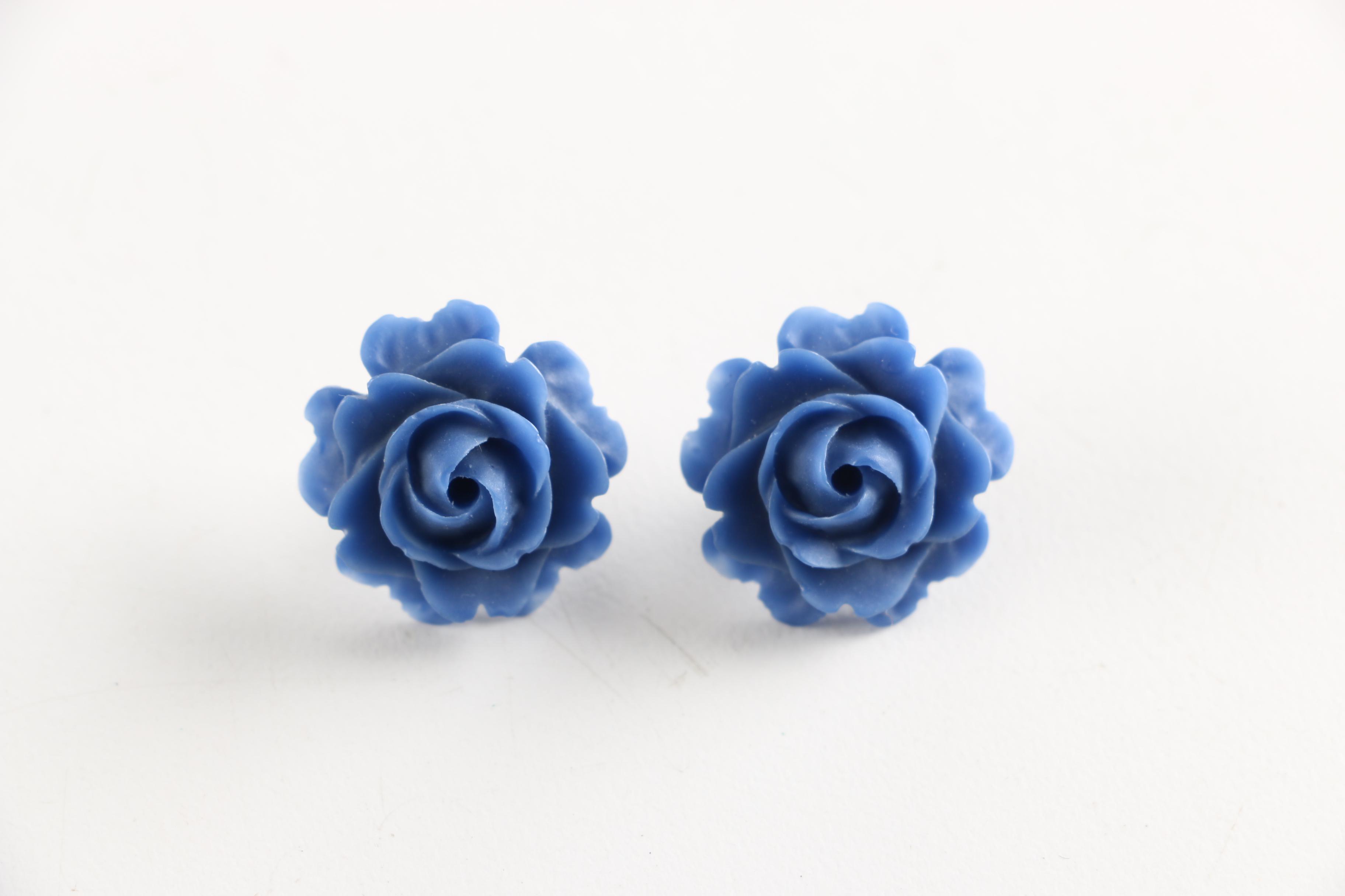 Costume Jewelry Including Turquoise and Hematite Pieces