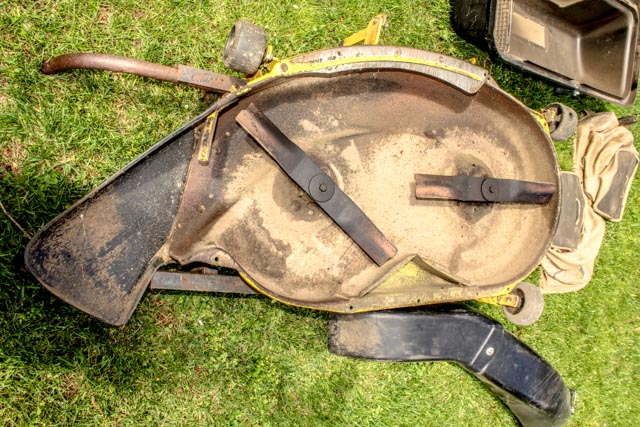 John Deere 170 Riding Mower with Snow Plow