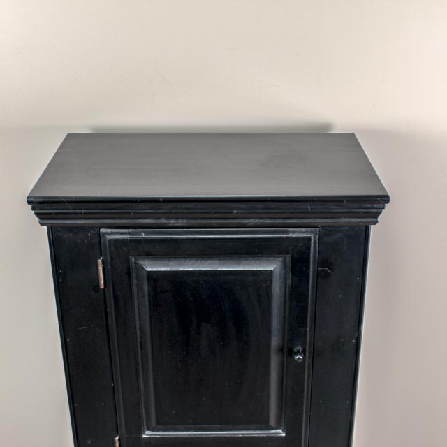 Traditional Wood Console Storage Cabinet