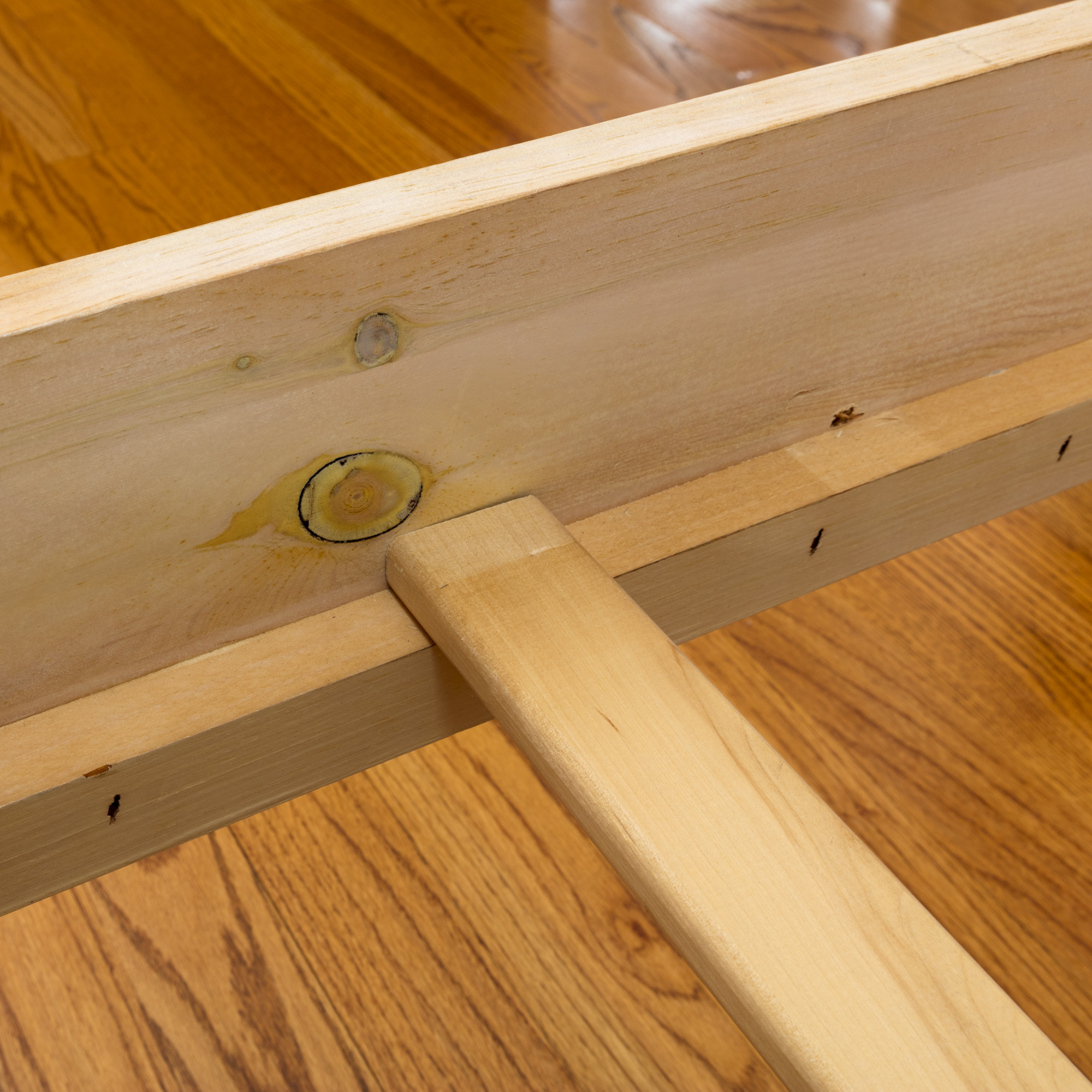 Pine Queen Sized Canopy Poster Bed Frame