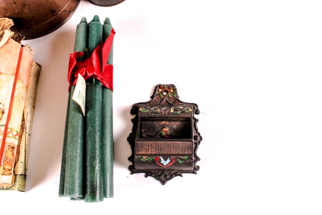 Vintage Early American Style Decor Grouping