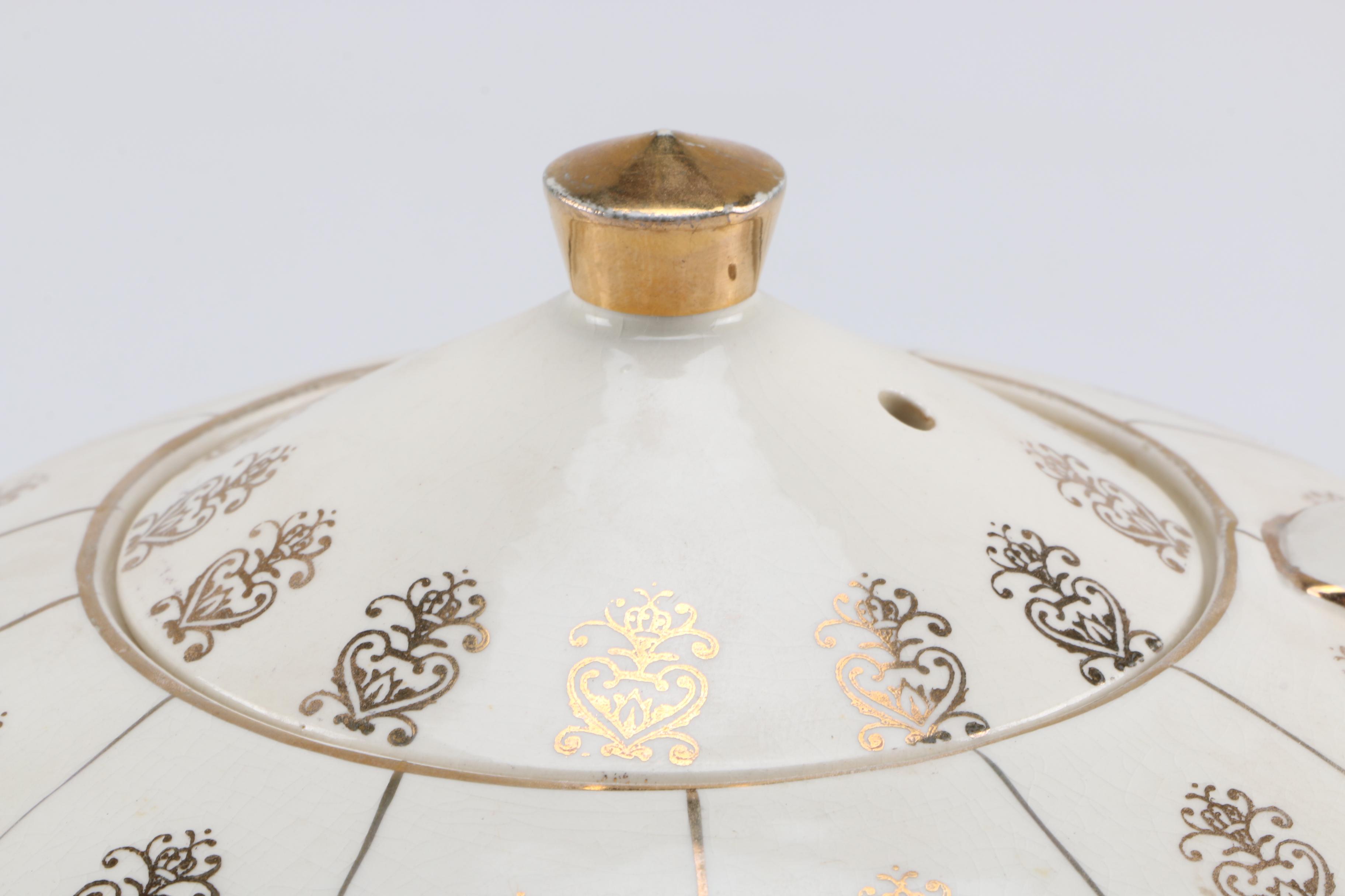 Vintage Saddler Teapot