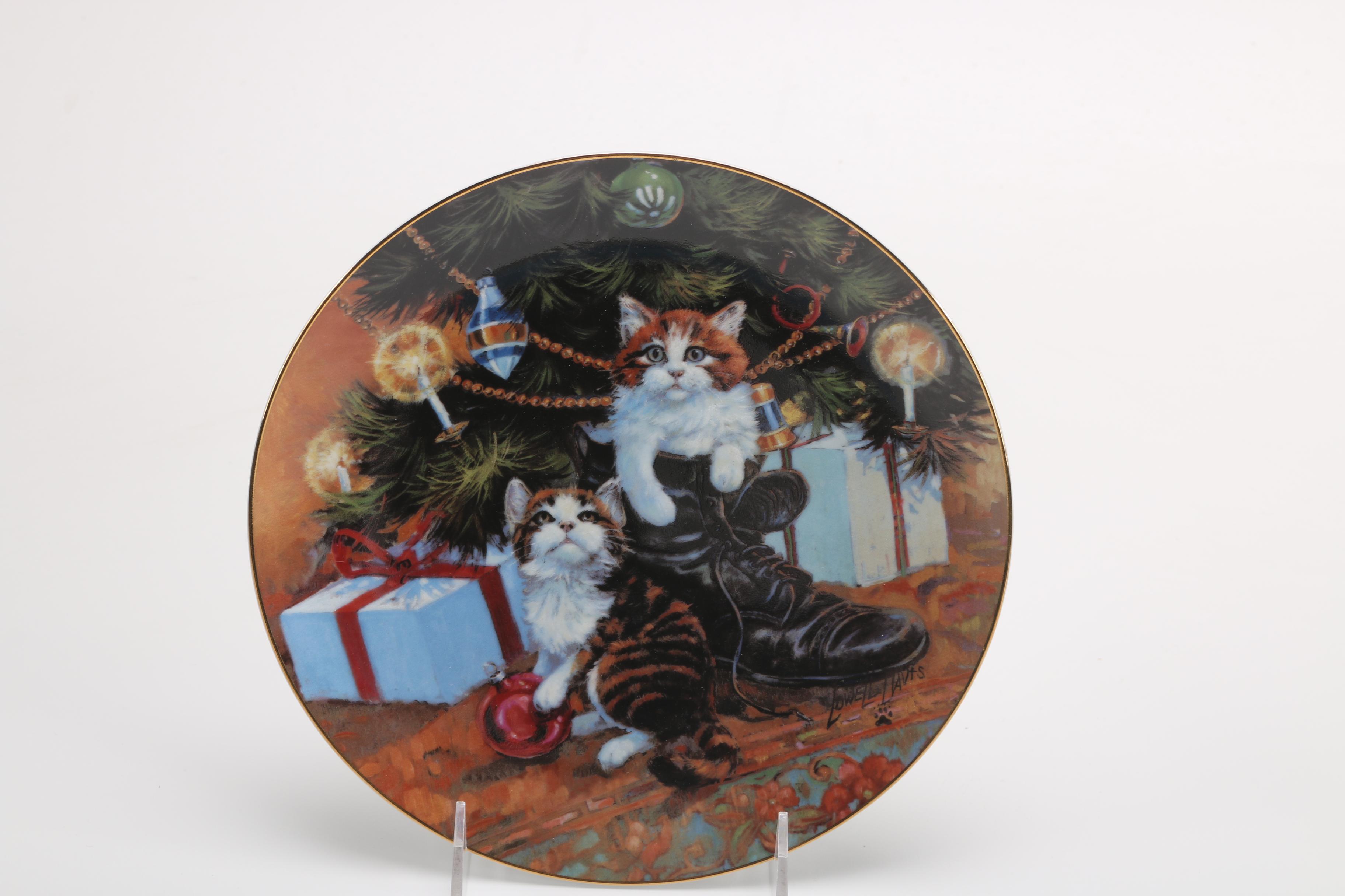 Lowell Davis Schmid "Country Christmas" Plates