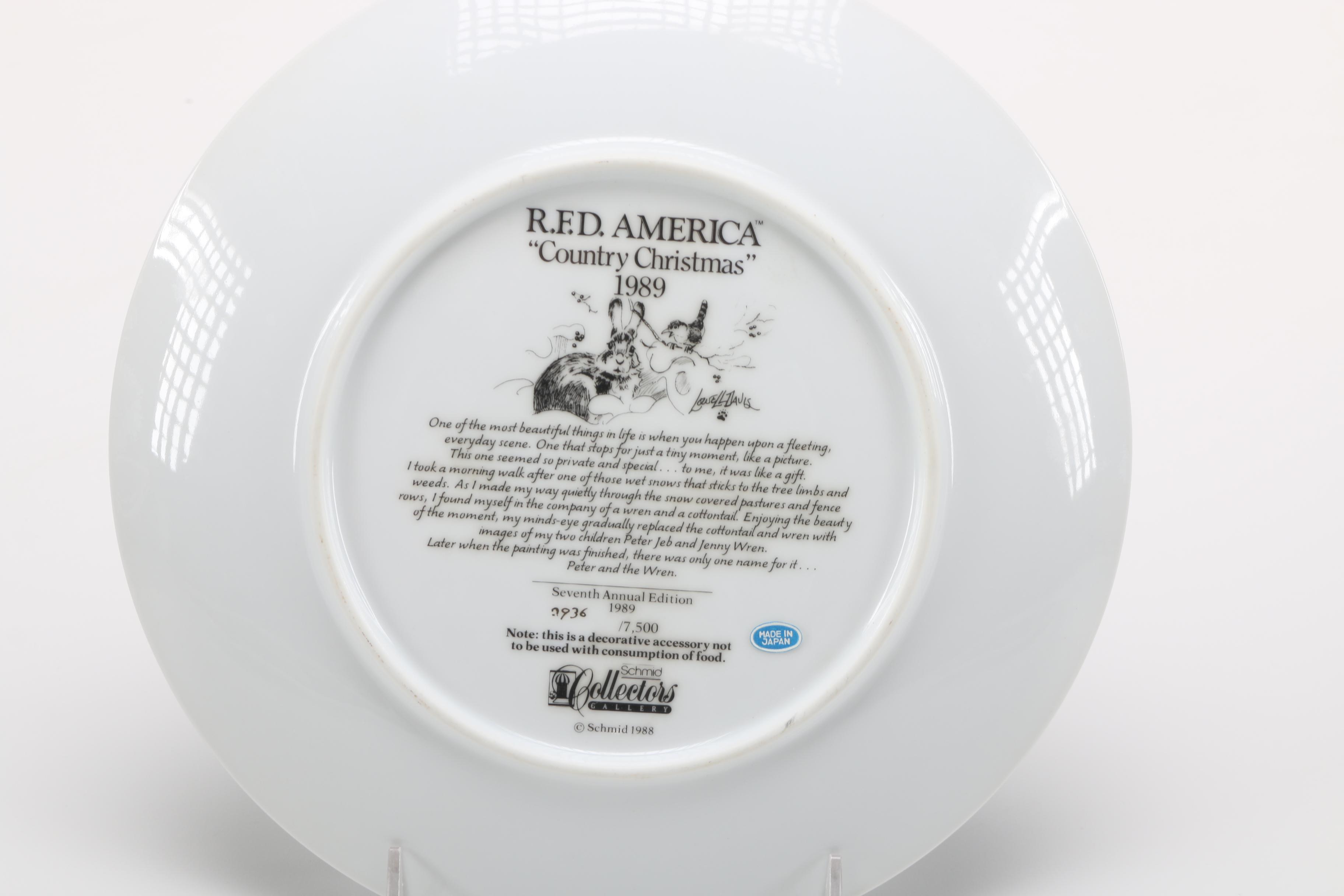 Lowell Davis Schmid "Country Christmas" Plates