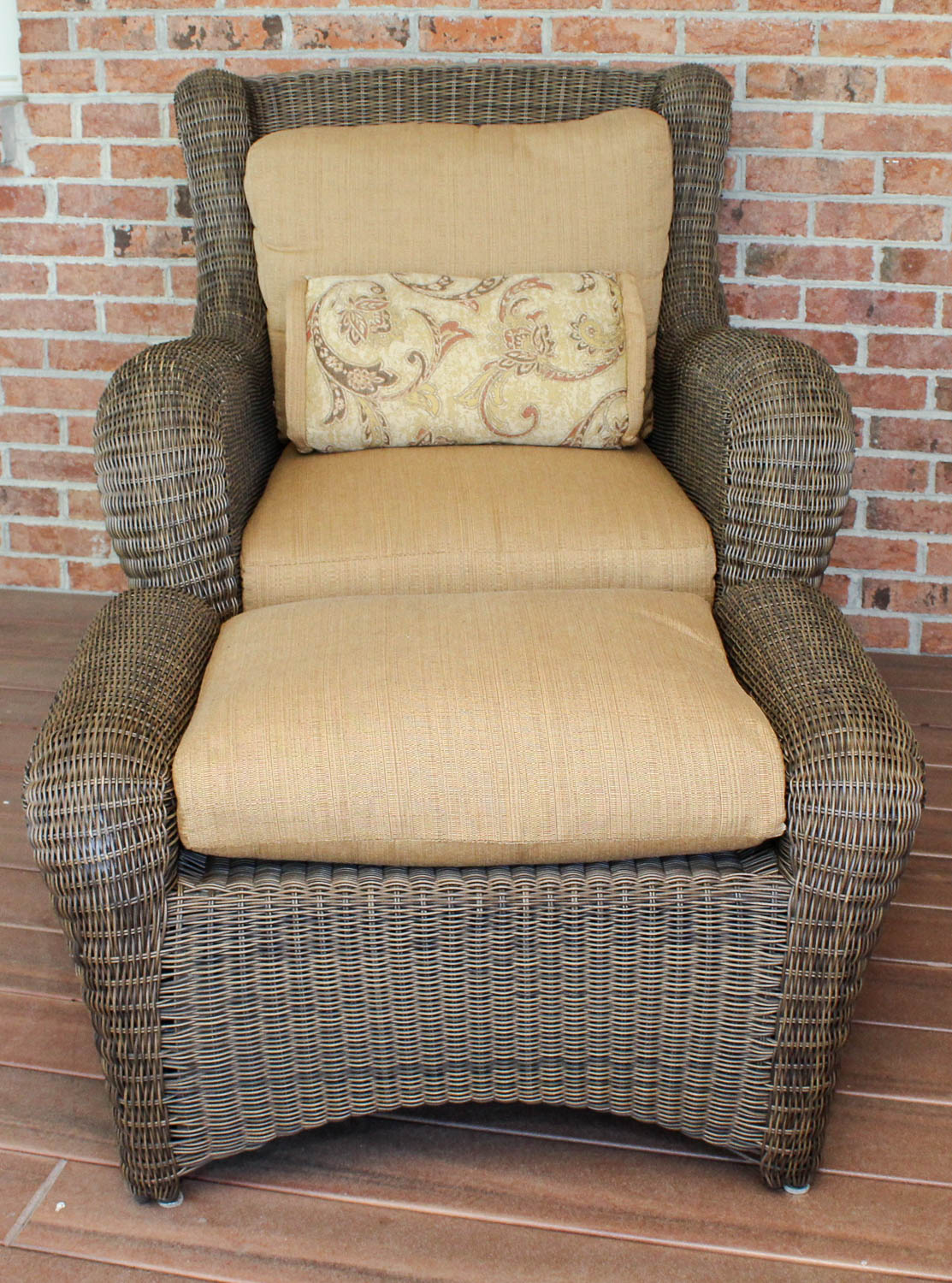 Sunbrella Outdoor Chair with Ottoman