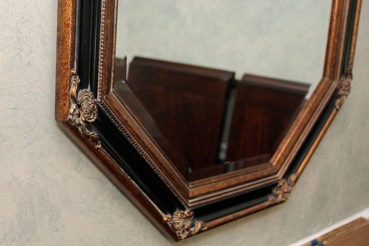Decorative Framed Wall Mirror