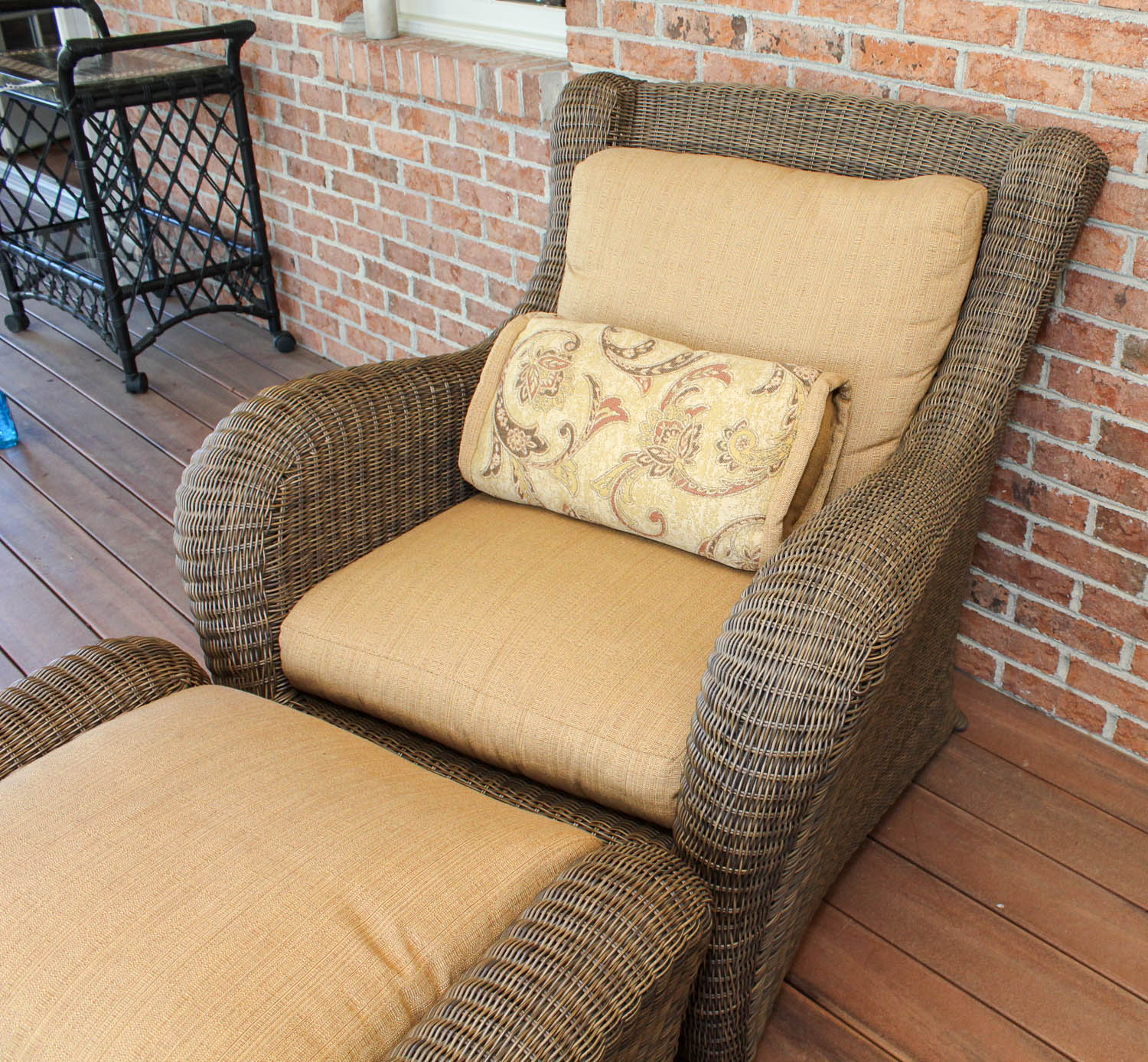 Wicker Outdoor Patio Armchair with Ottoman