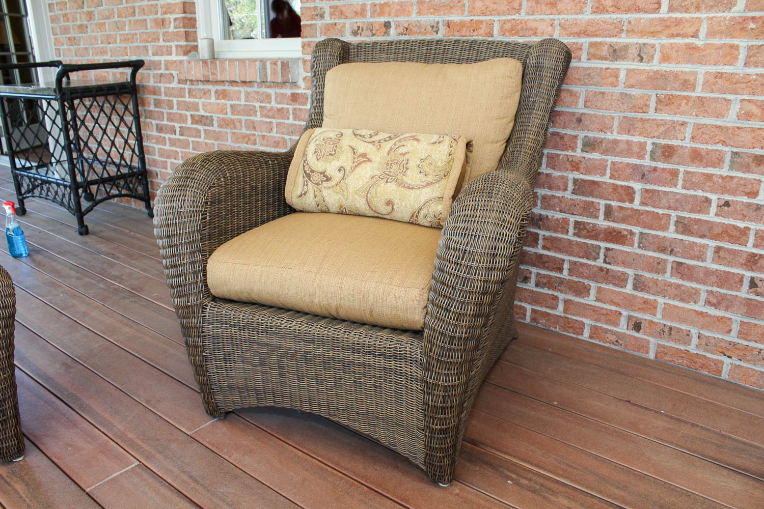 Wicker Outdoor Patio Armchair with Ottoman
