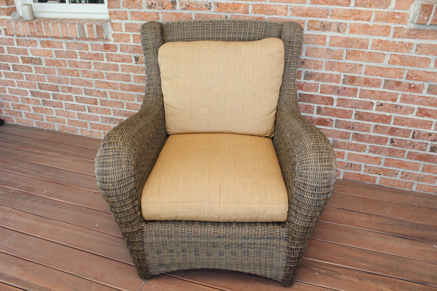 Wicker Outdoor Patio Armchair with Ottoman