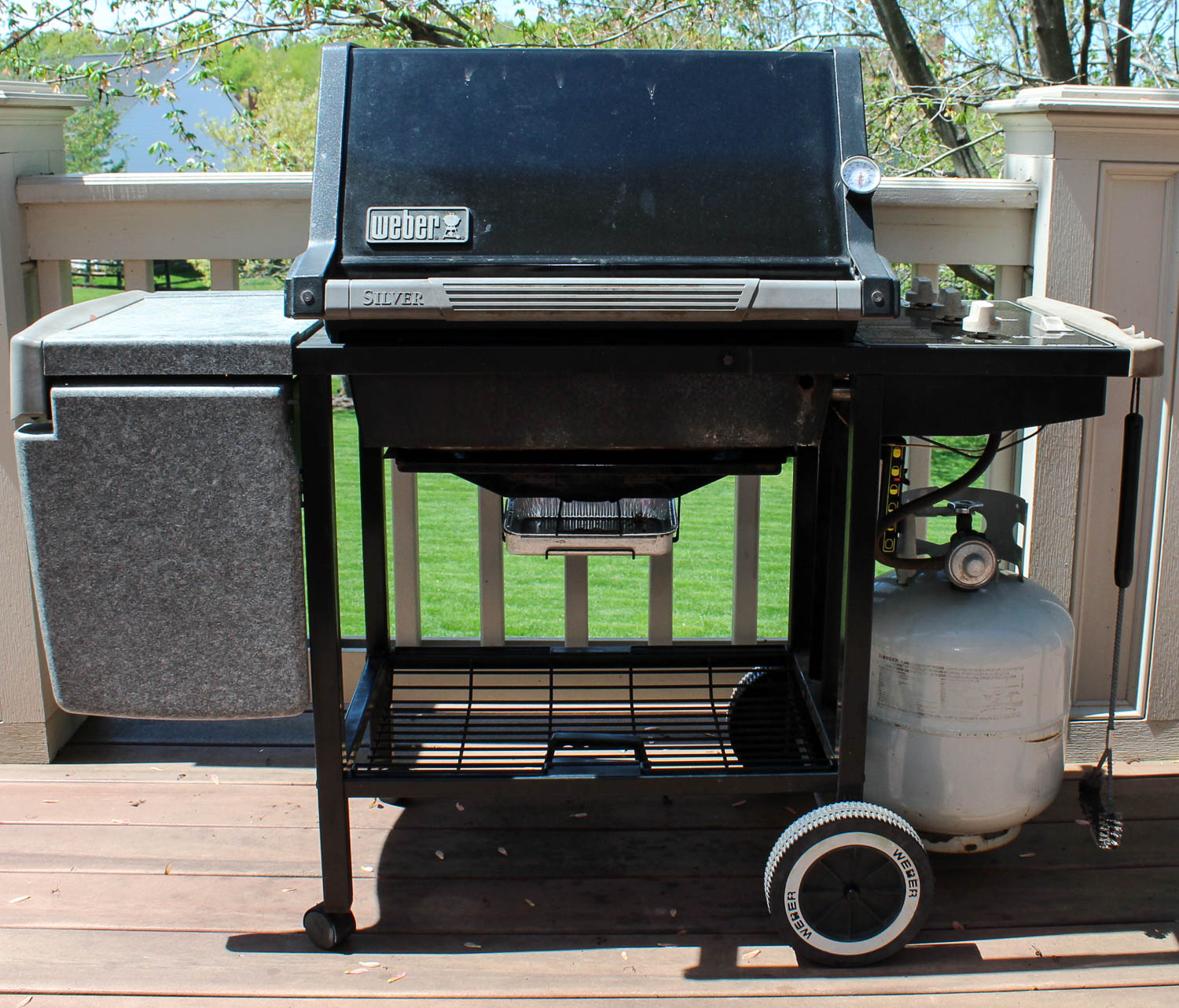 Weber "Genesis Silver" Outdoor Grill