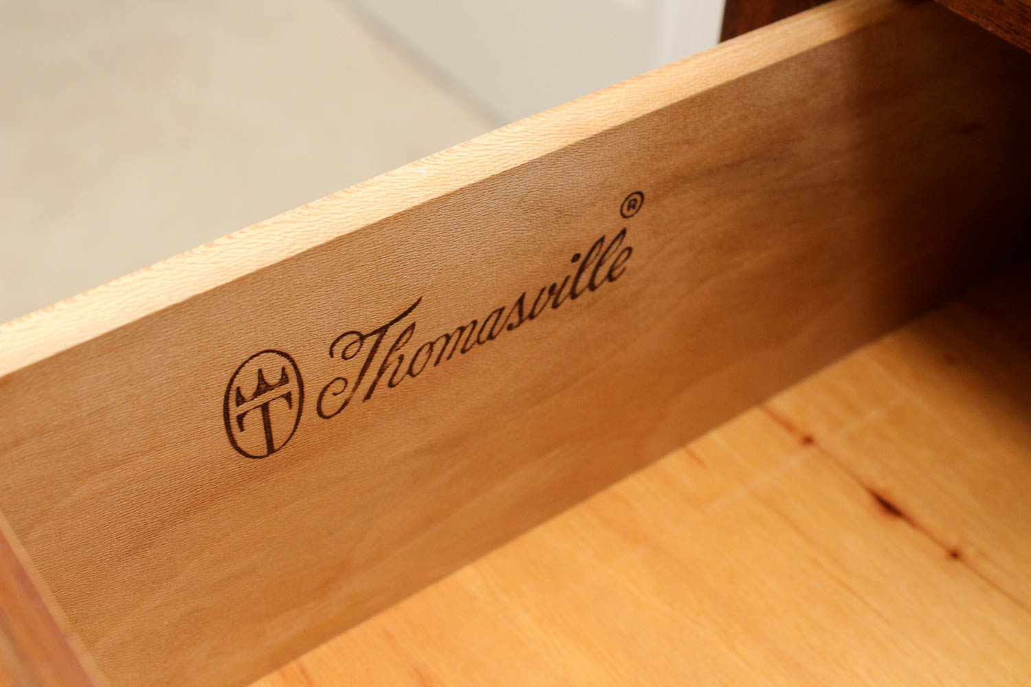 Traditional Thomasville Dresser with Mirror