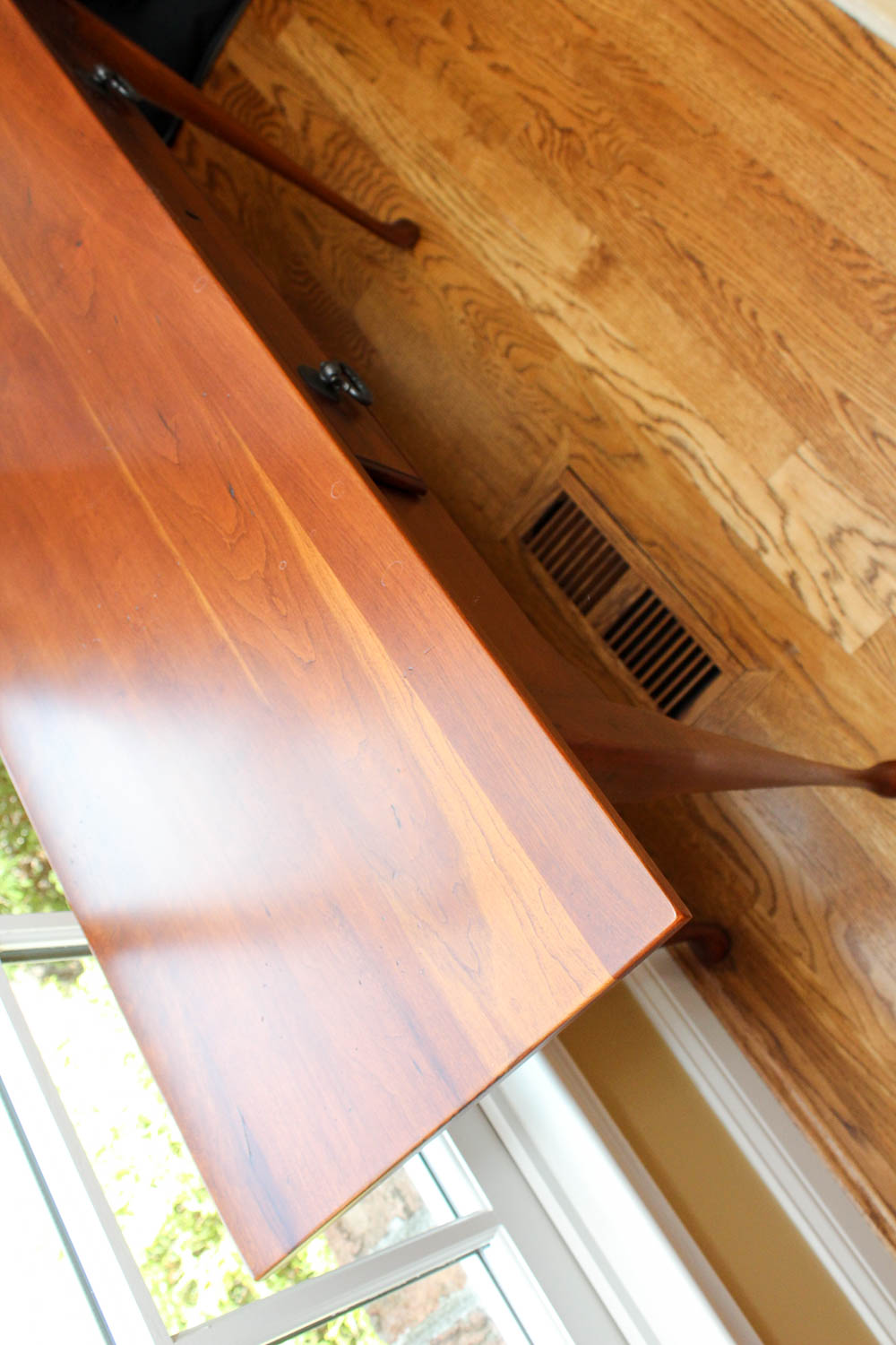 Lexington Furniture Sofa Table