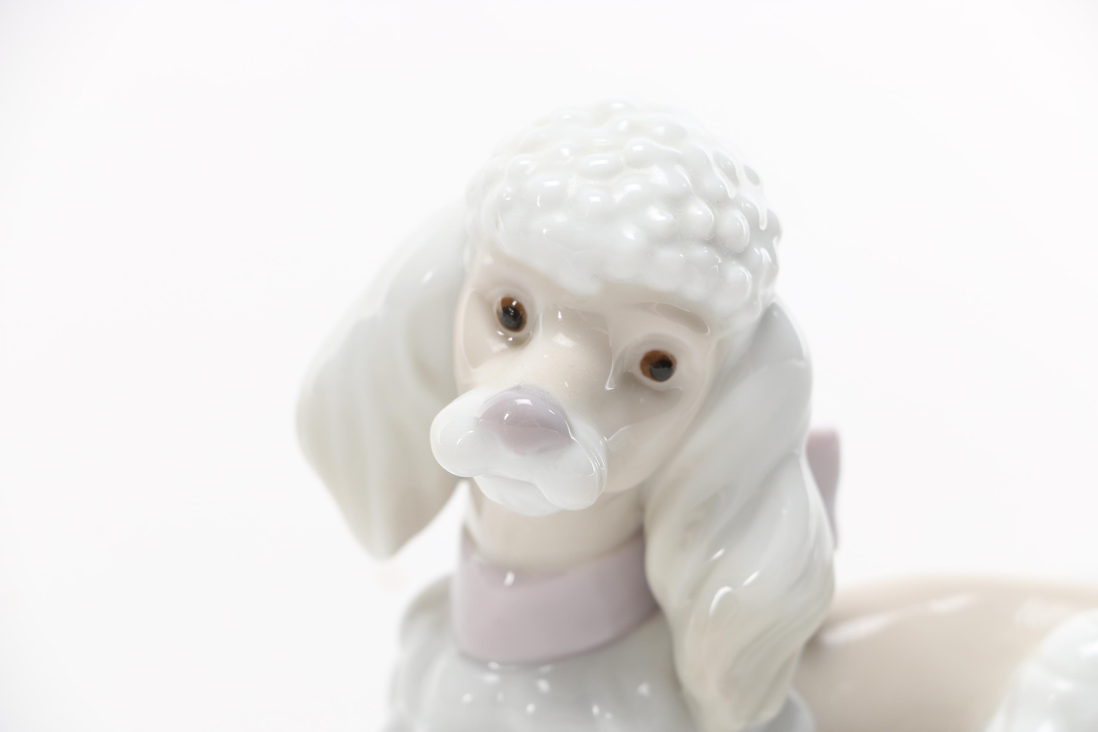 1996 Lladro "Daisa" Poodle Porcelain Figurine
