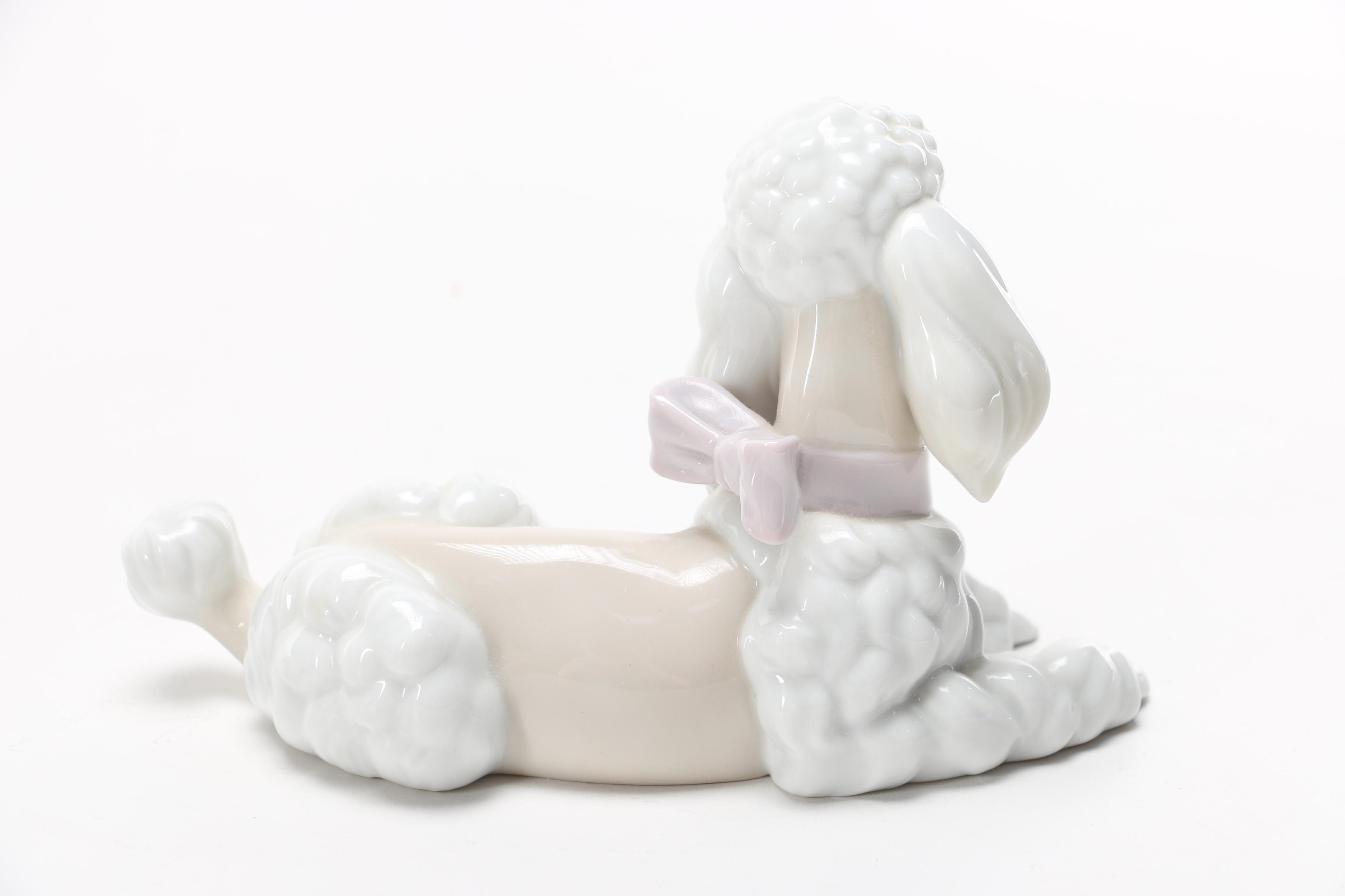 1996 Lladro "Daisa" Poodle Porcelain Figurine