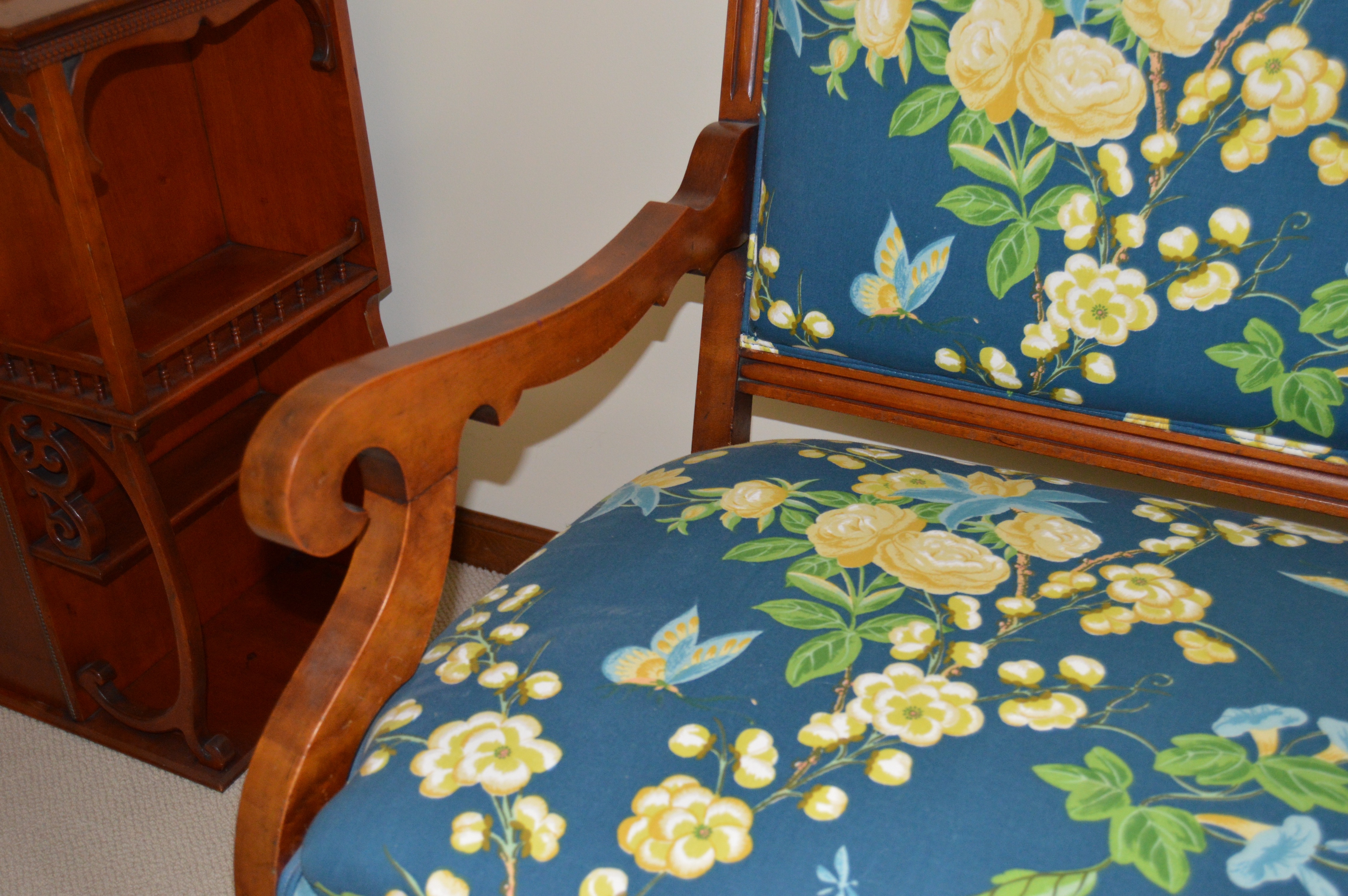 Late 19th Century Victorian Settee