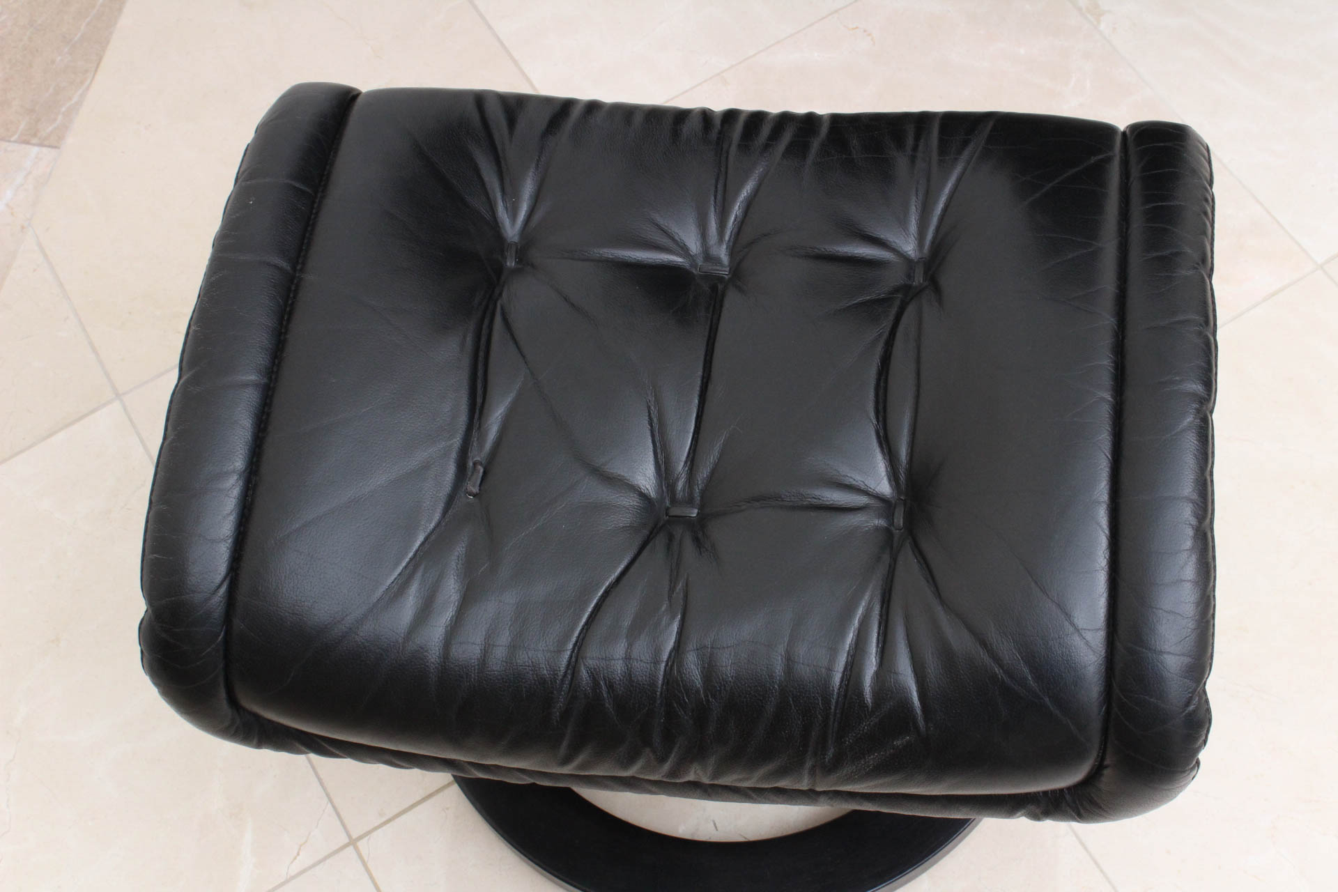 Stressless "Royal" Classic Recliner and Footrest by Ekornes