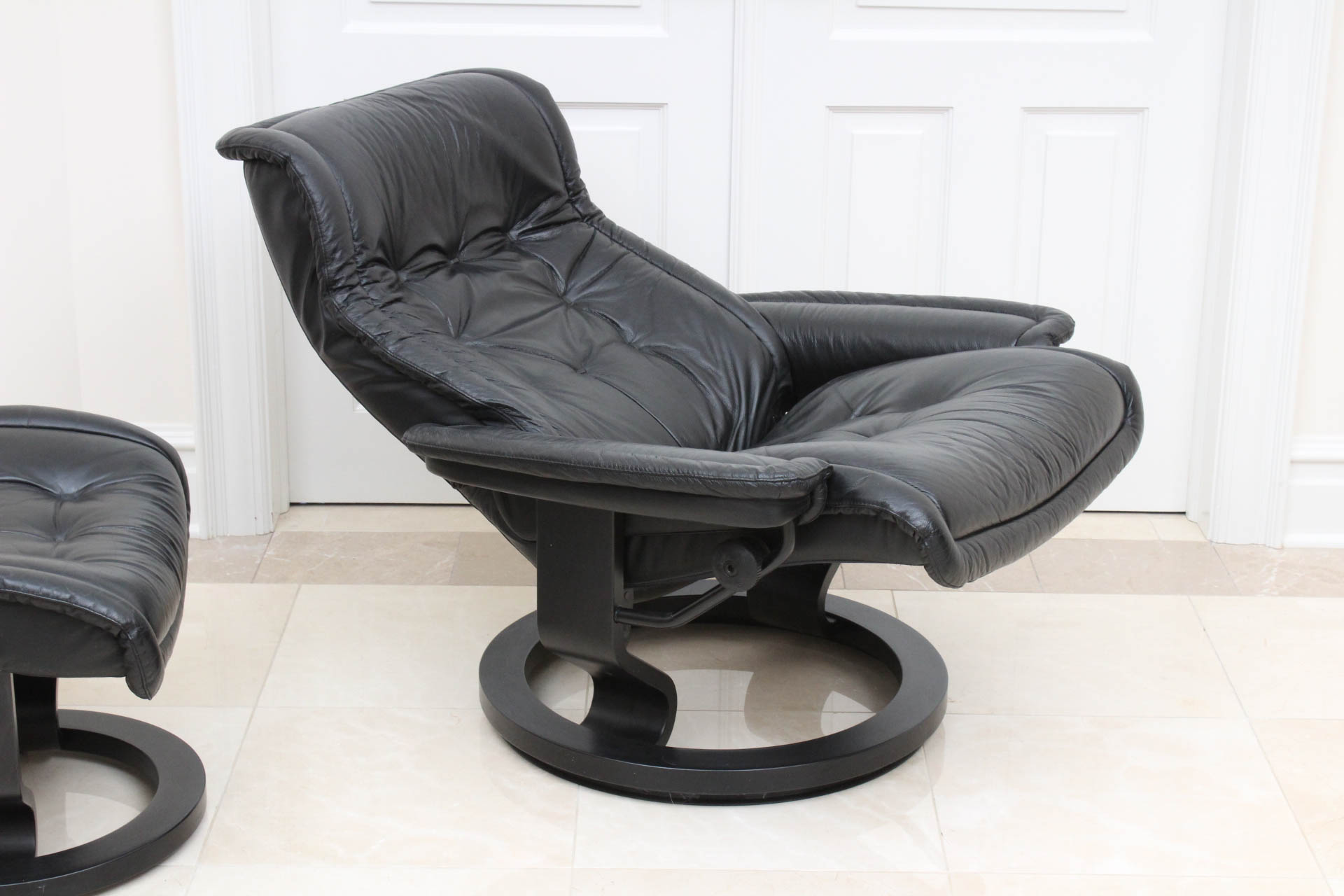 Stressless "Royal" Classic Recliner and Footrest by Ekornes
