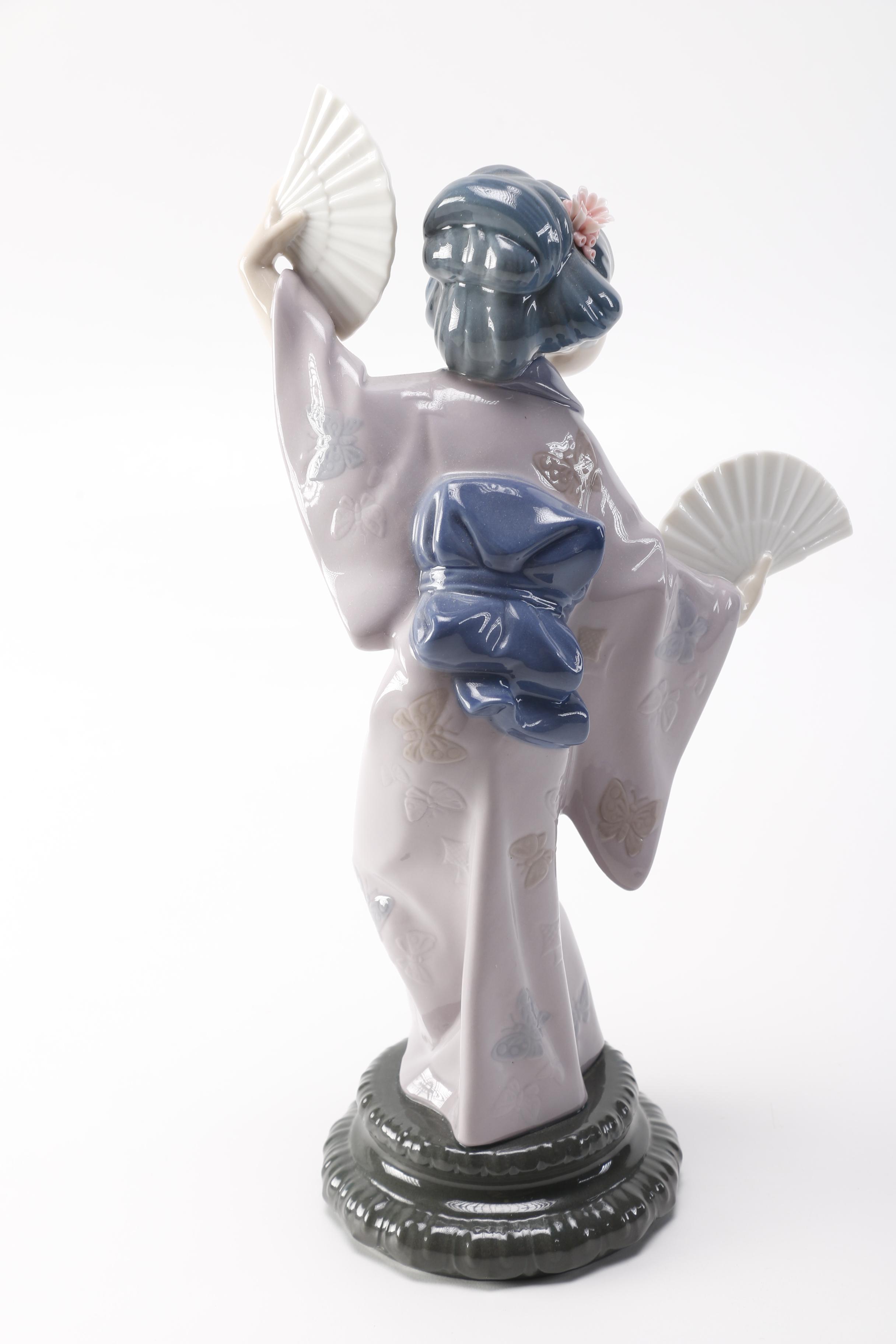 Lladró "Japanese With Fan" Porcelain Figurine