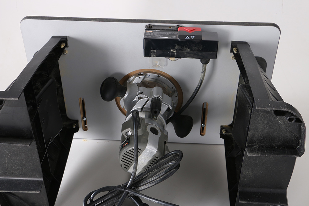 Craftsman Routing Table With Accessories