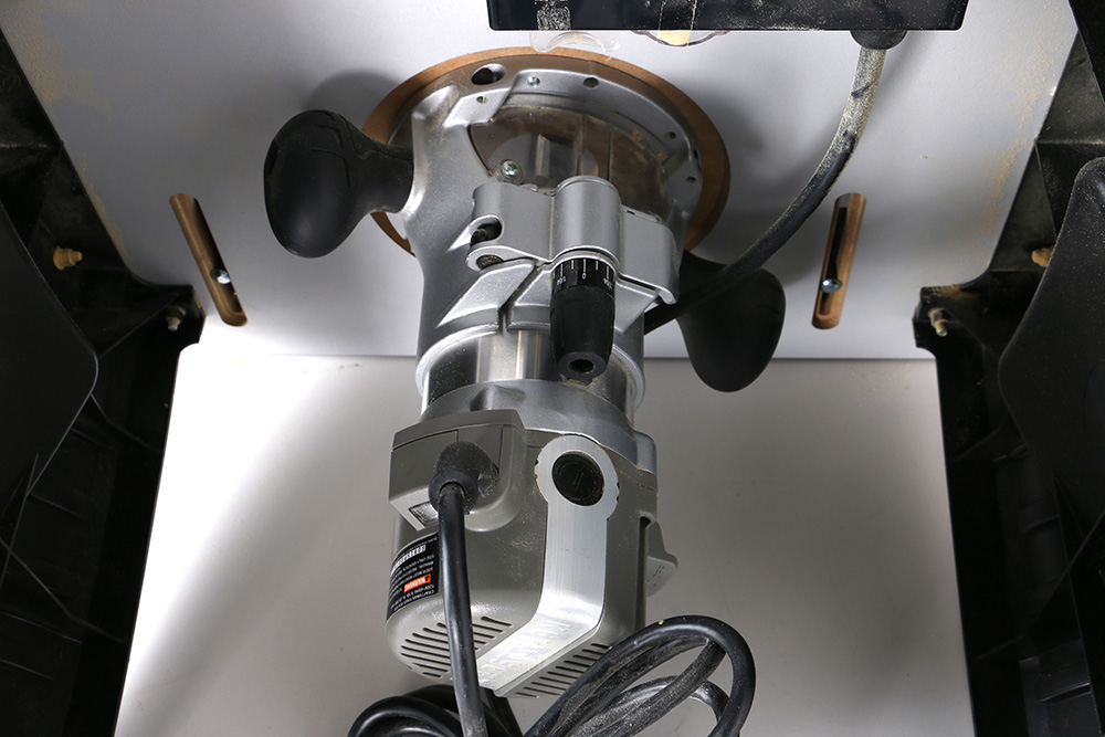 Craftsman Routing Table With Accessories