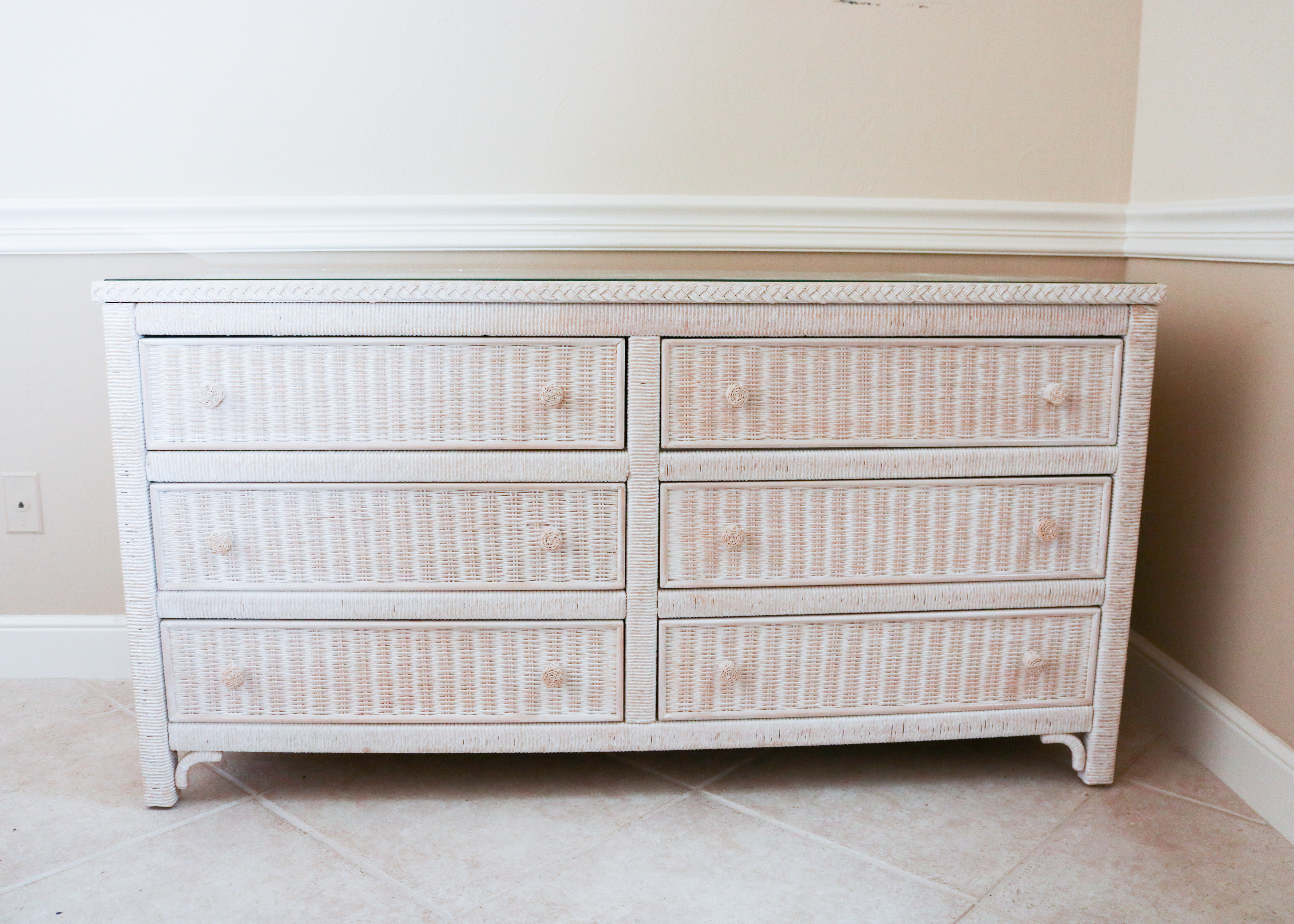 Lexington Furniture White Wicker Dresser, Mirror, and Nightstands