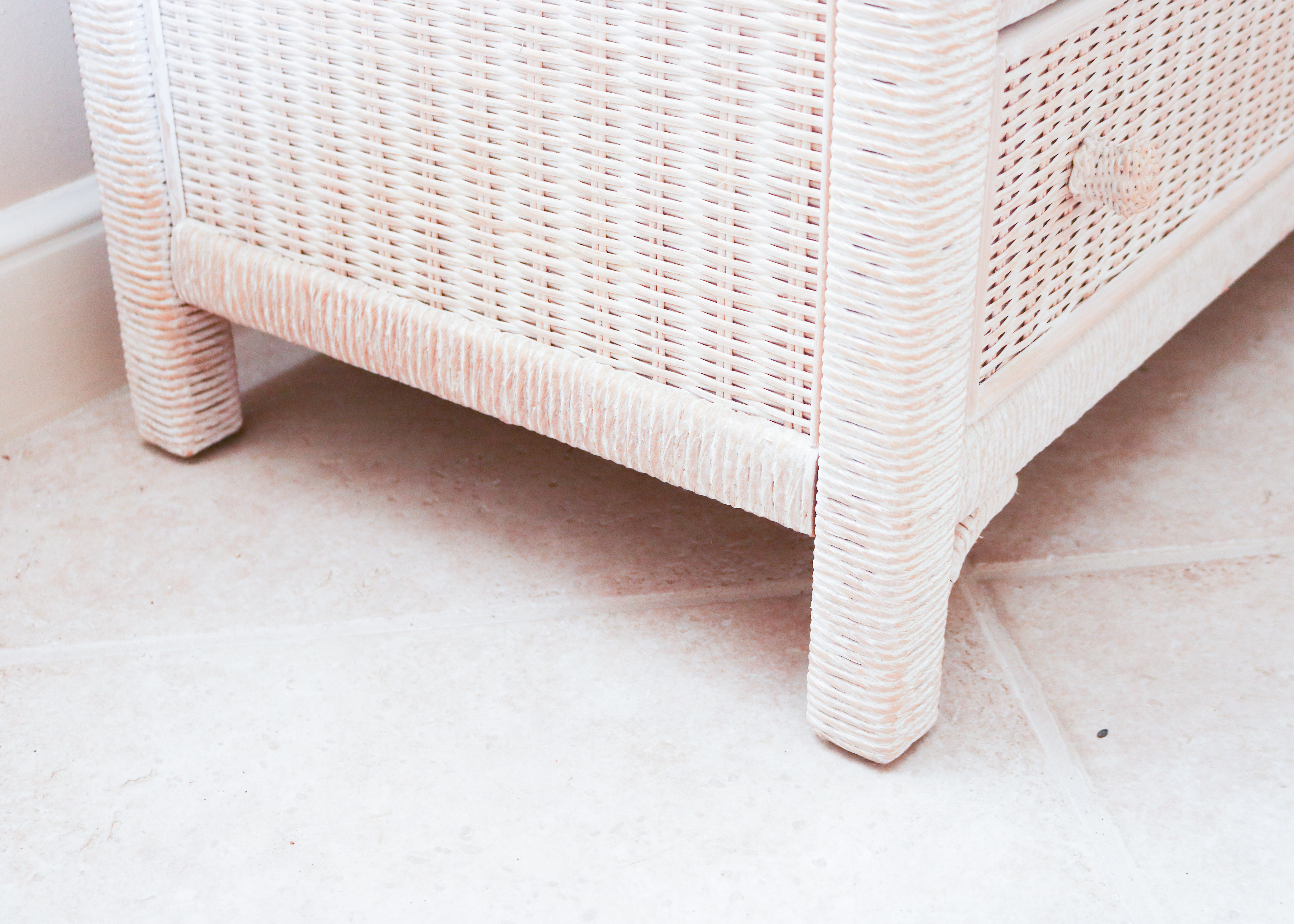 Lexington Furniture White Wicker Dresser, Mirror, and Nightstands