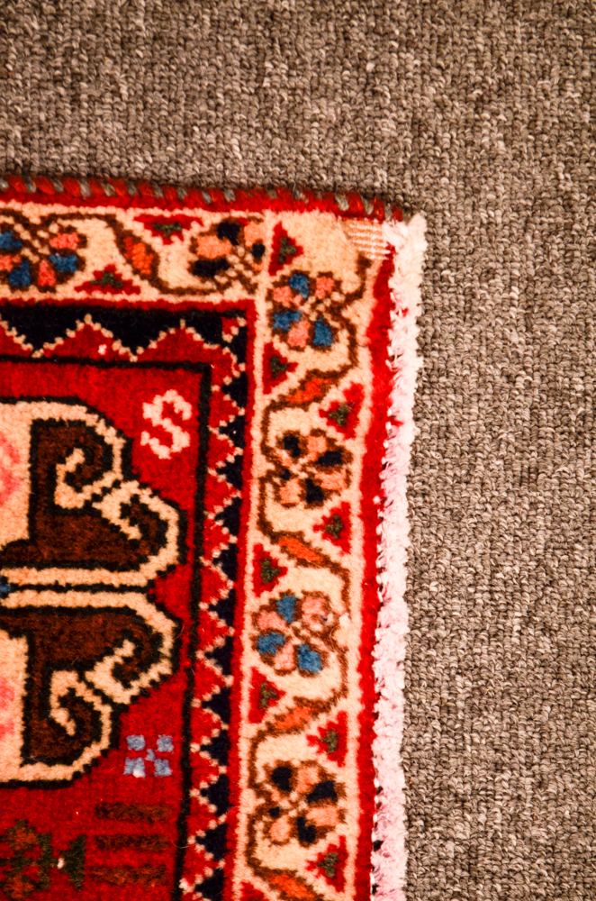 Hand-Woven Wool Persian Abadeh Area Rug